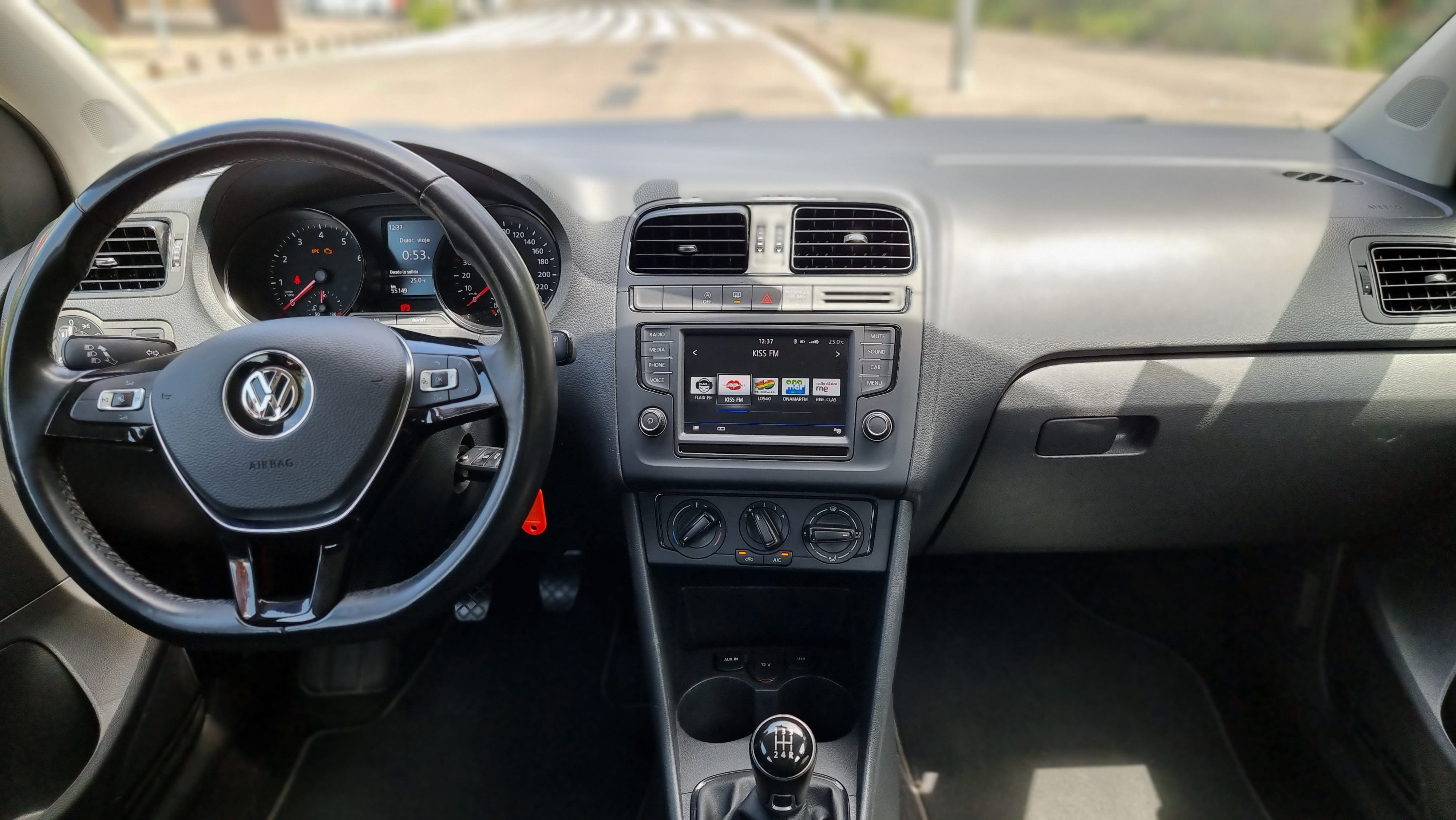 Volkswagen Polo BlueMotion Red con Audio Bluetooth