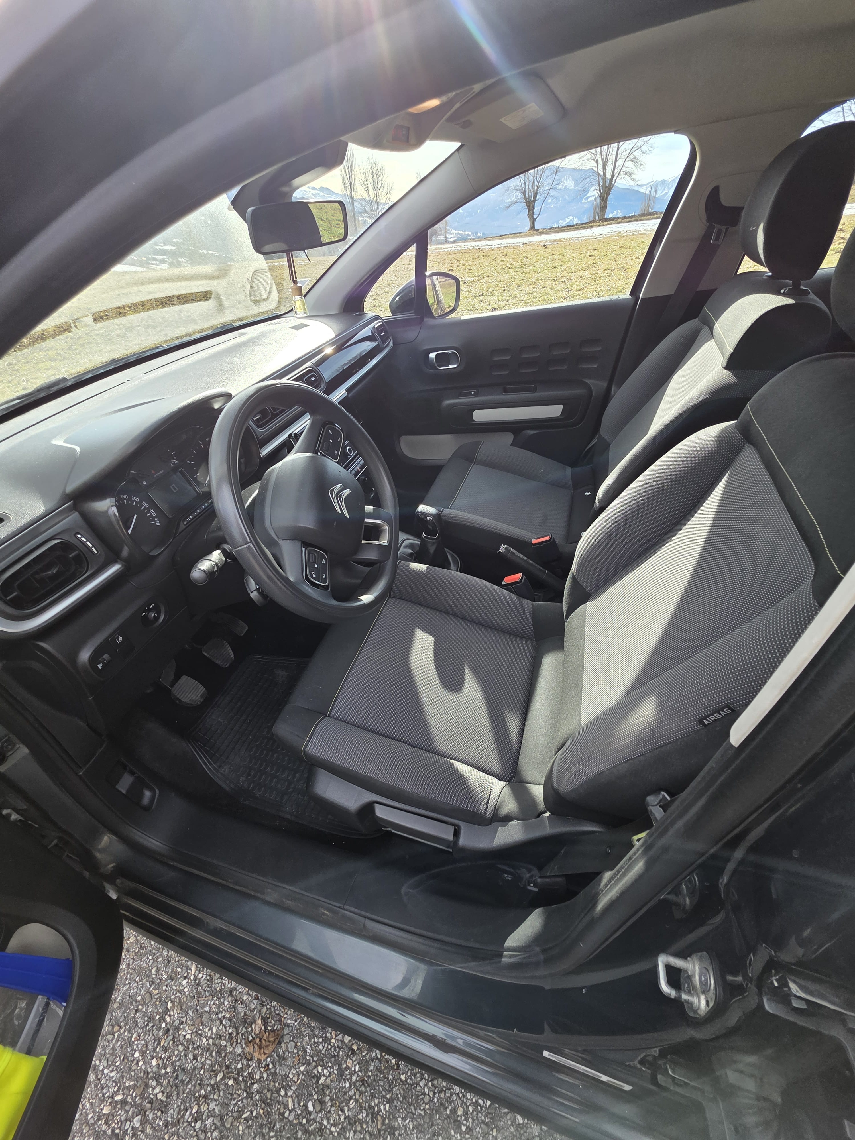 Citroen C3 avec Siège bébé