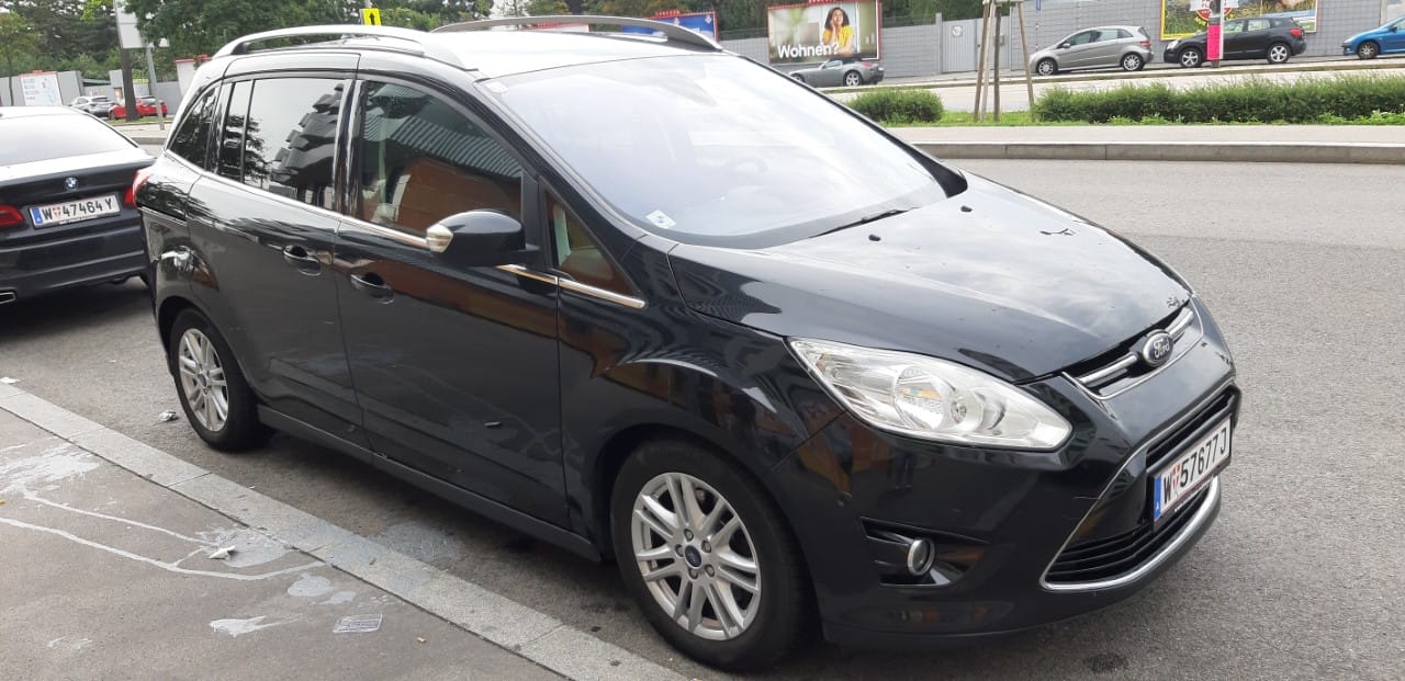Ford C-Max 2.0 mit Kindersitz
