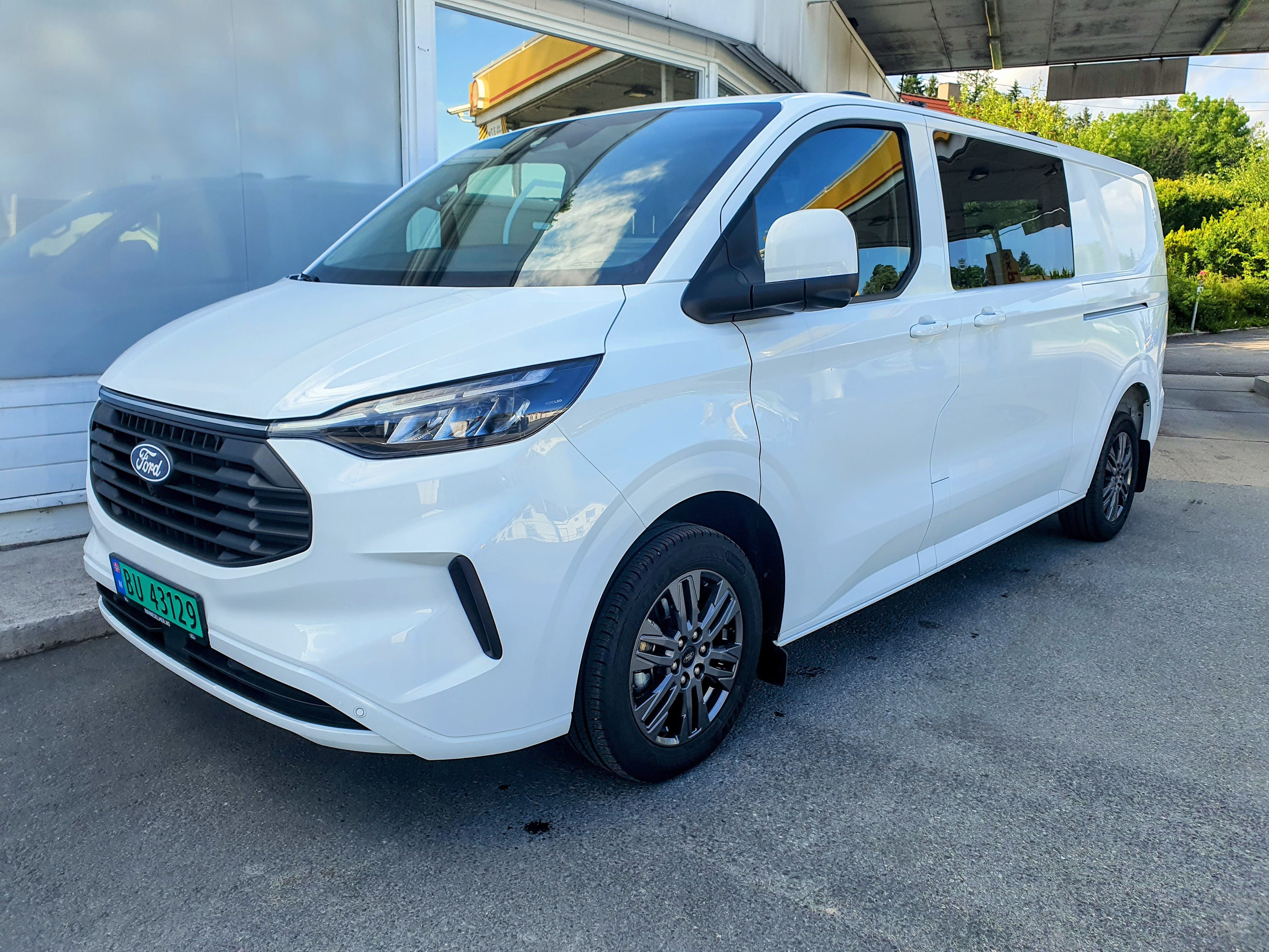 Ford Transit Custom Varebil 4WD, 2025, Diesel, automatisk