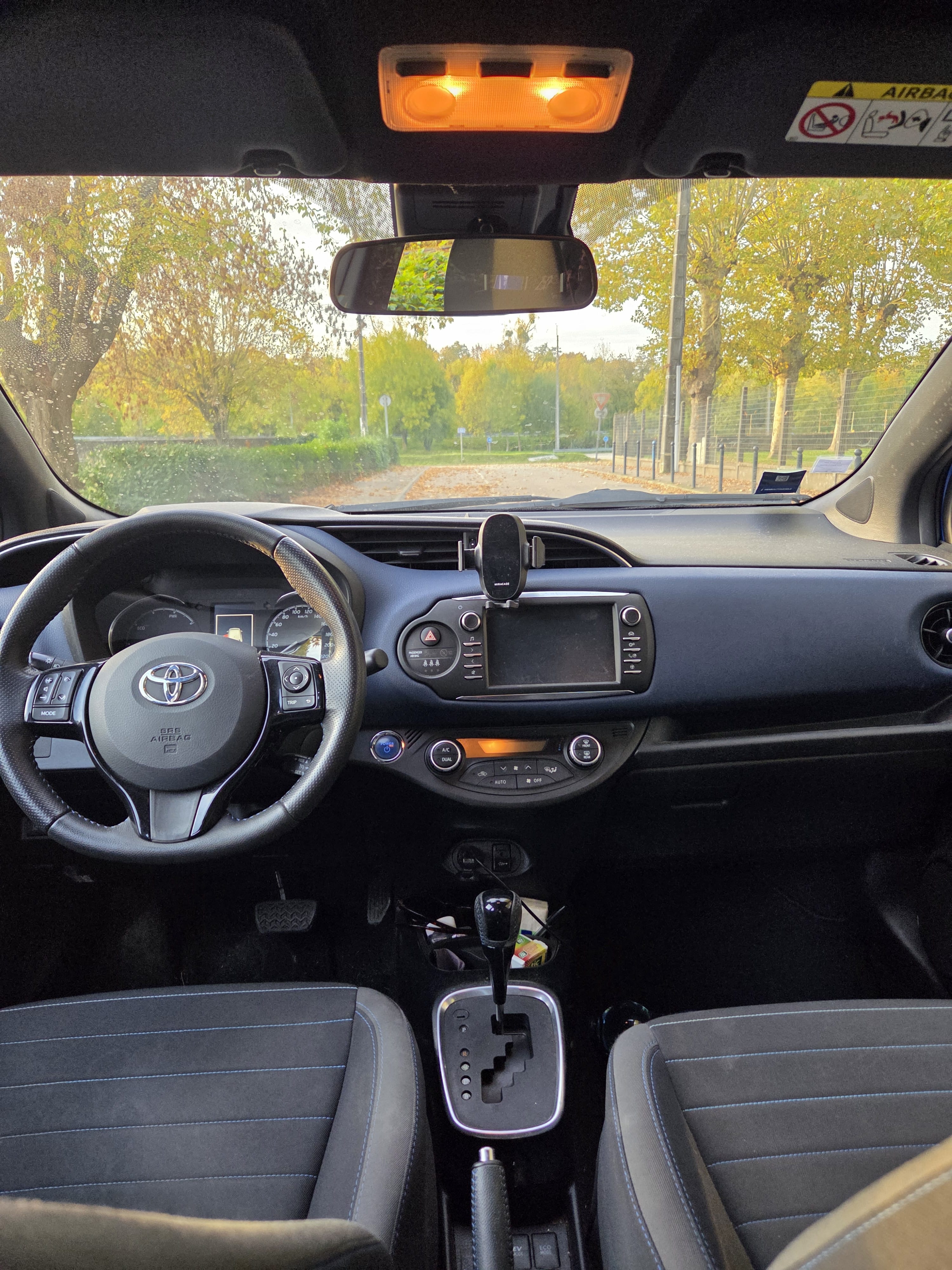 Toyota Yaris Hybride avec Audio Bluetooth