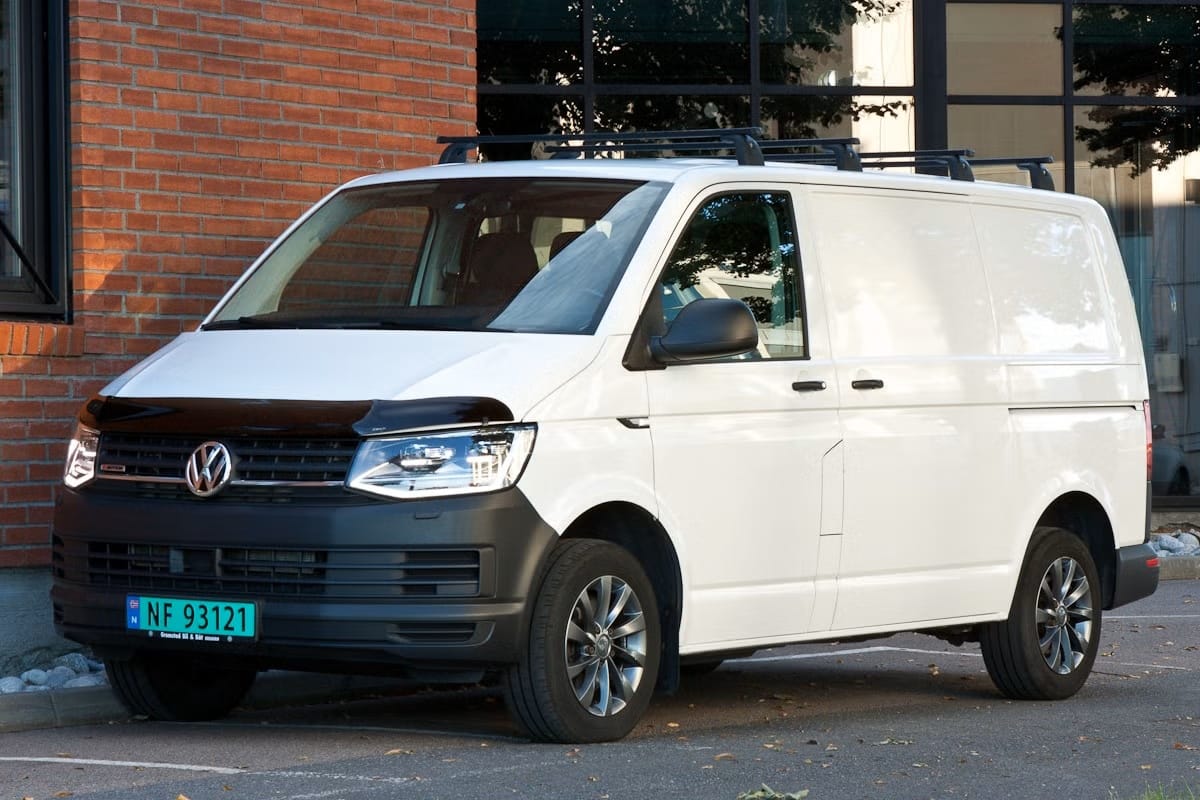 Volkswagen Transporter with Air conditioning
