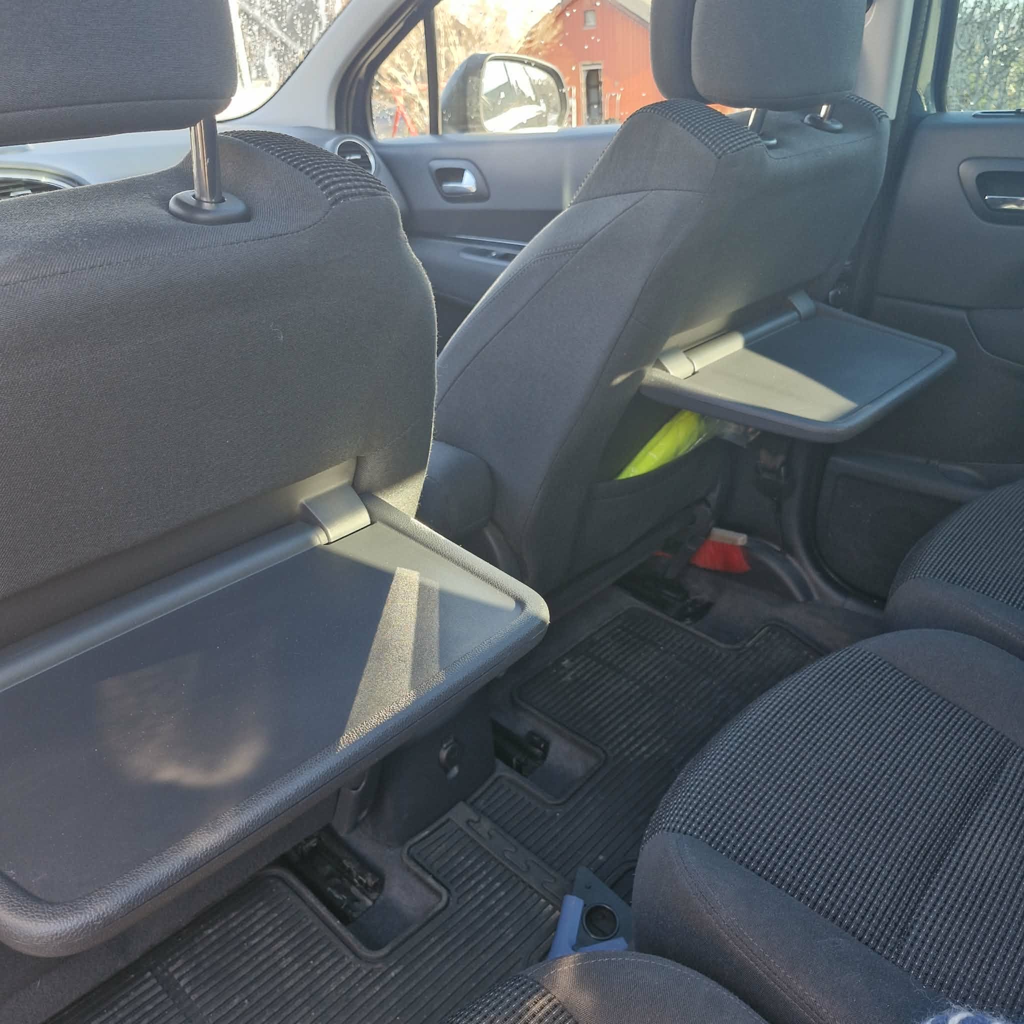 Peugeot 5008 avec Port USB