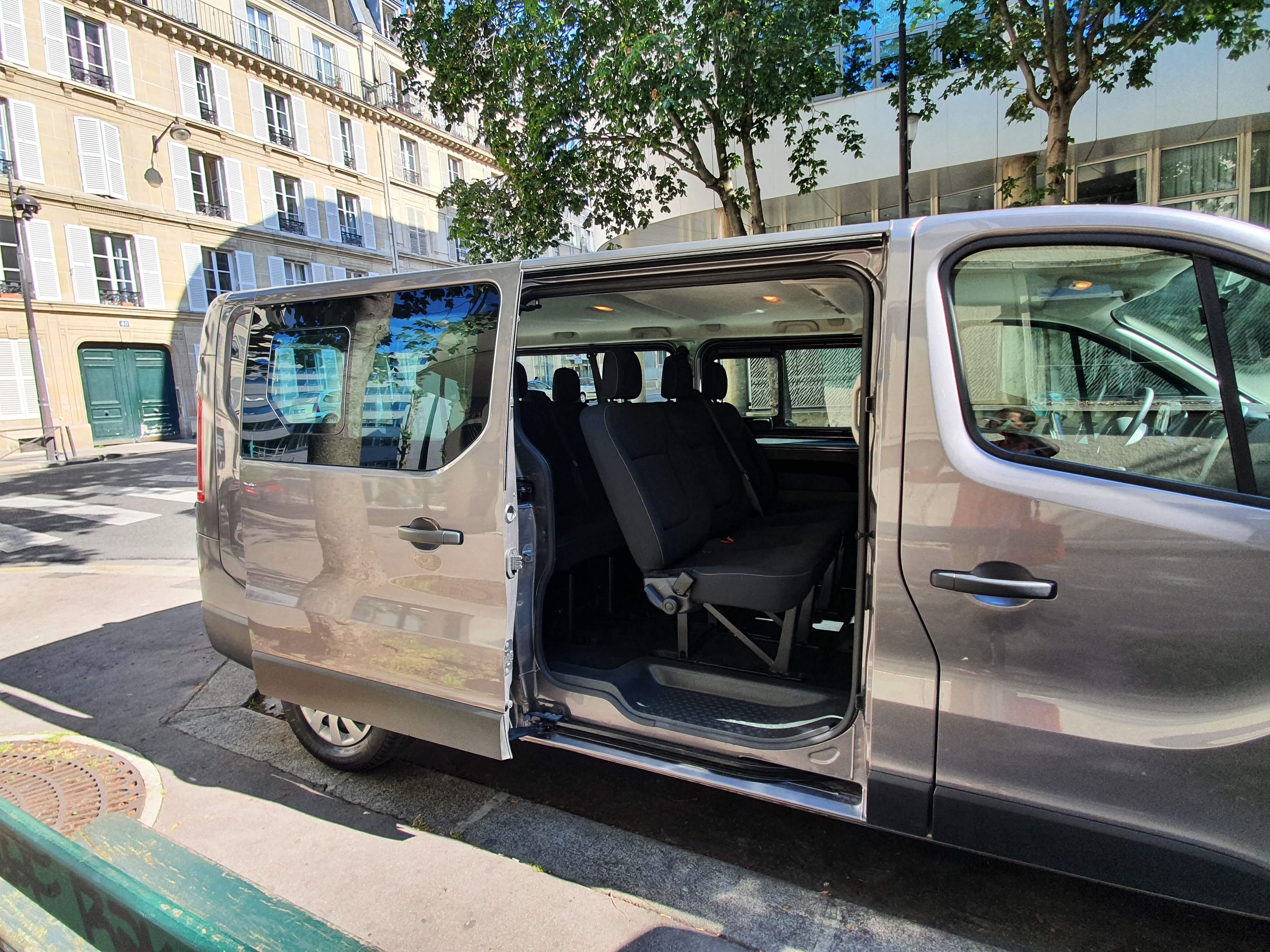 Renault Trafic Passenger avec Siège bébé