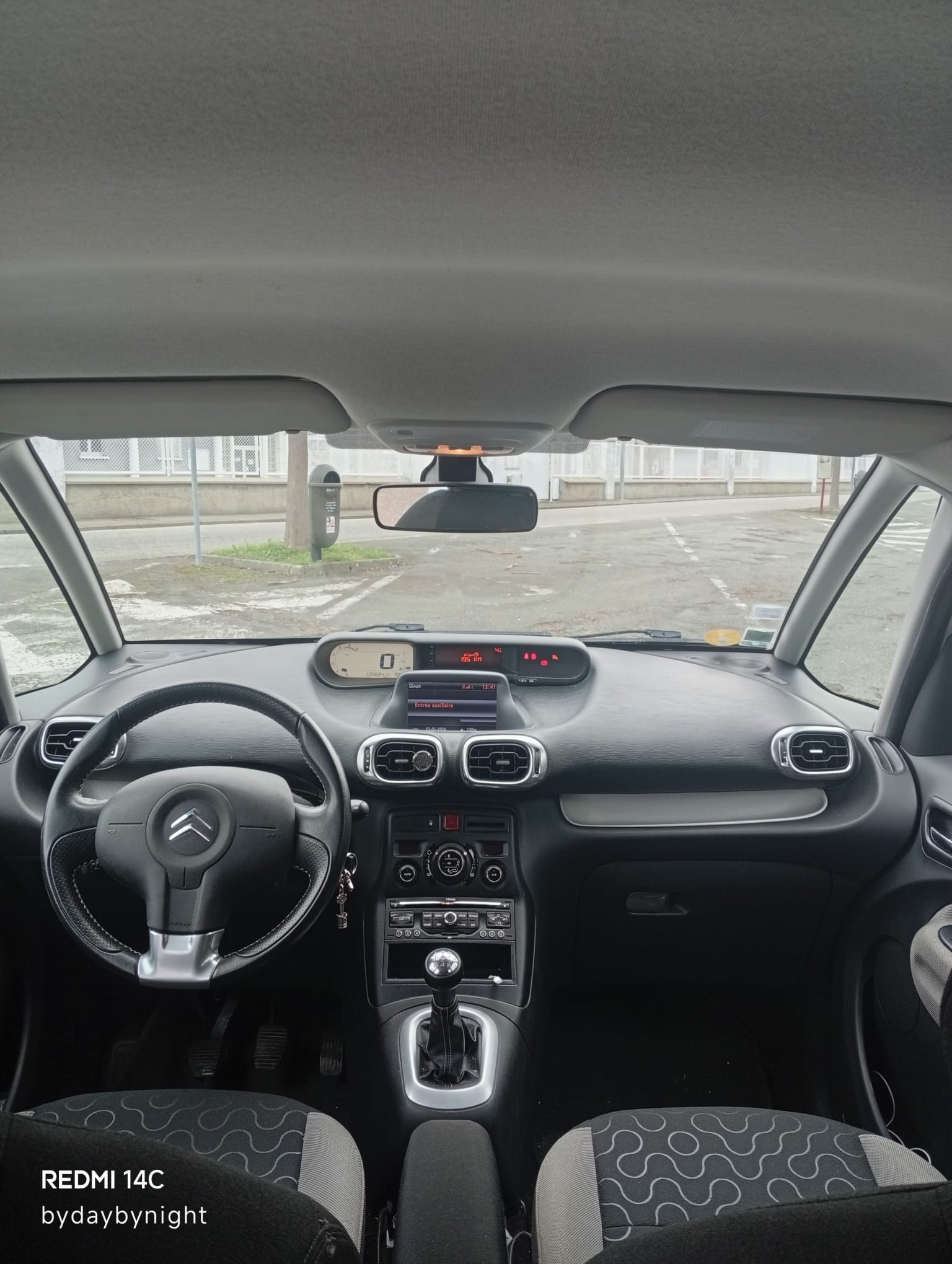 Citroen C3 Picasso avec GPS
