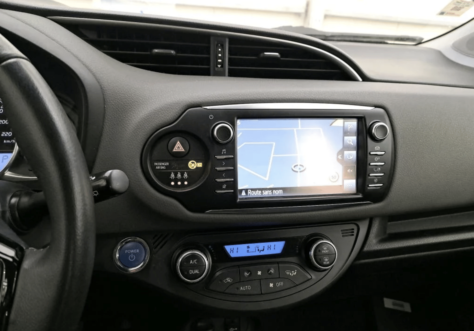 Toyota Yaris Hybride Toyota 1.5 - HYBRID Business - Automatique con Control de velocidad