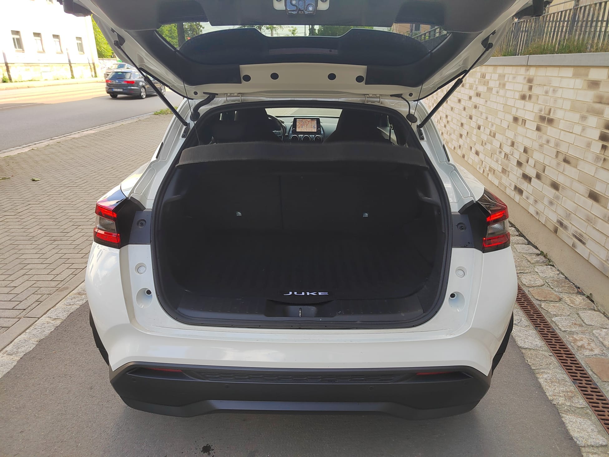 Nissan Juke mit Navigationsgerät
