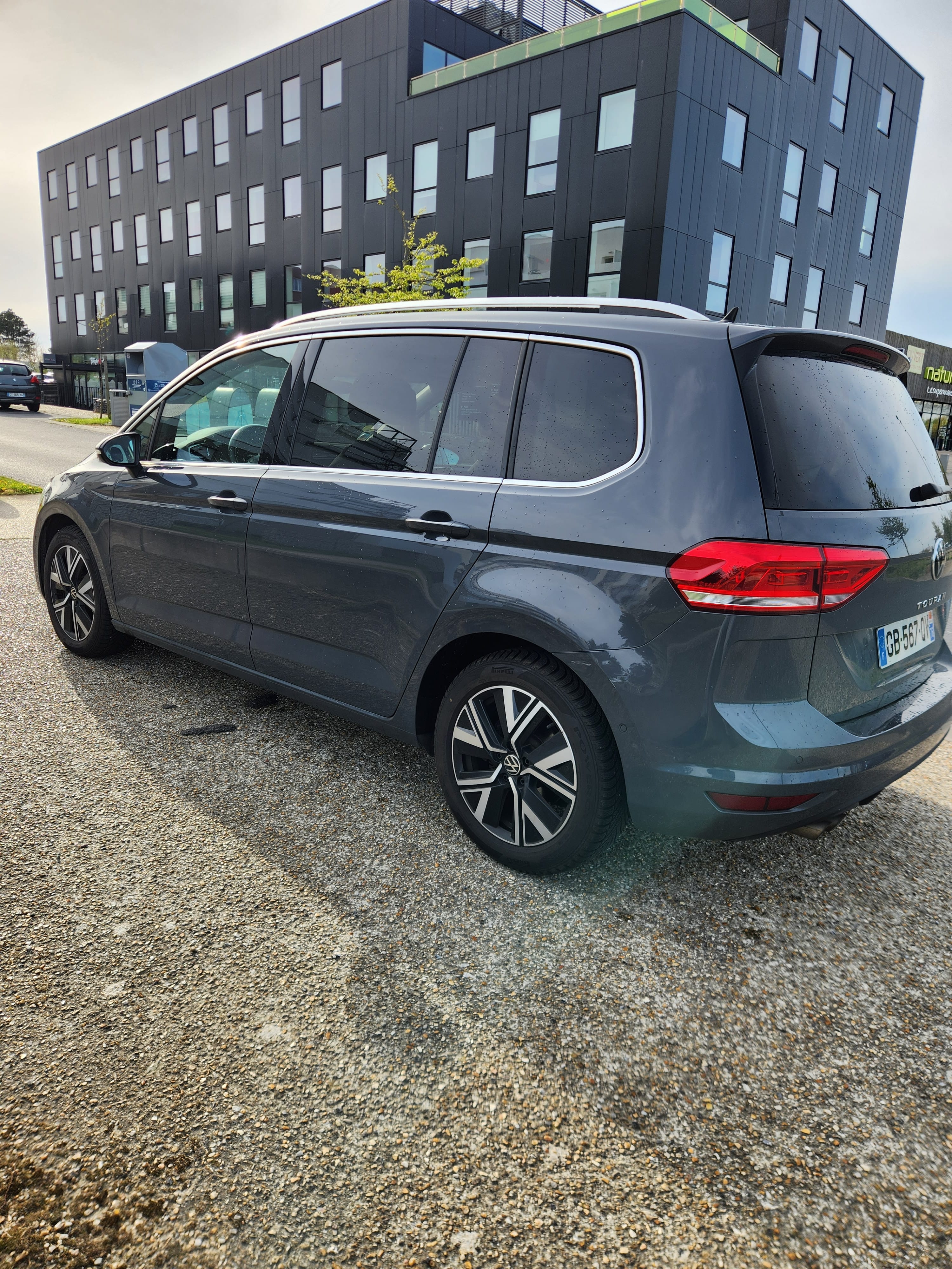 Volkswagen Touran 2.0 tdi 150 Carat dsg7 7pl avec Climatisation