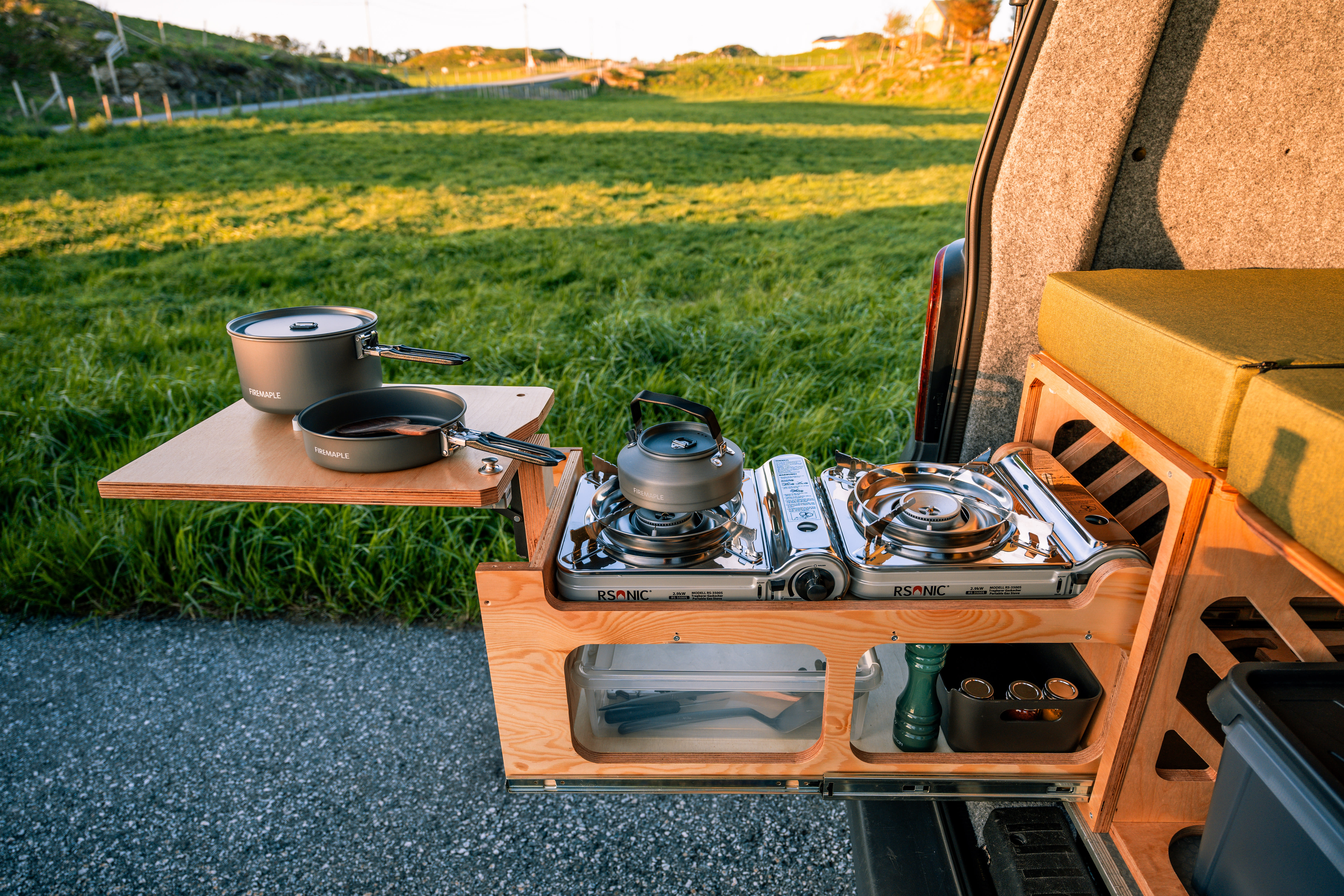 Volkswagen Transporter Camper med Vask