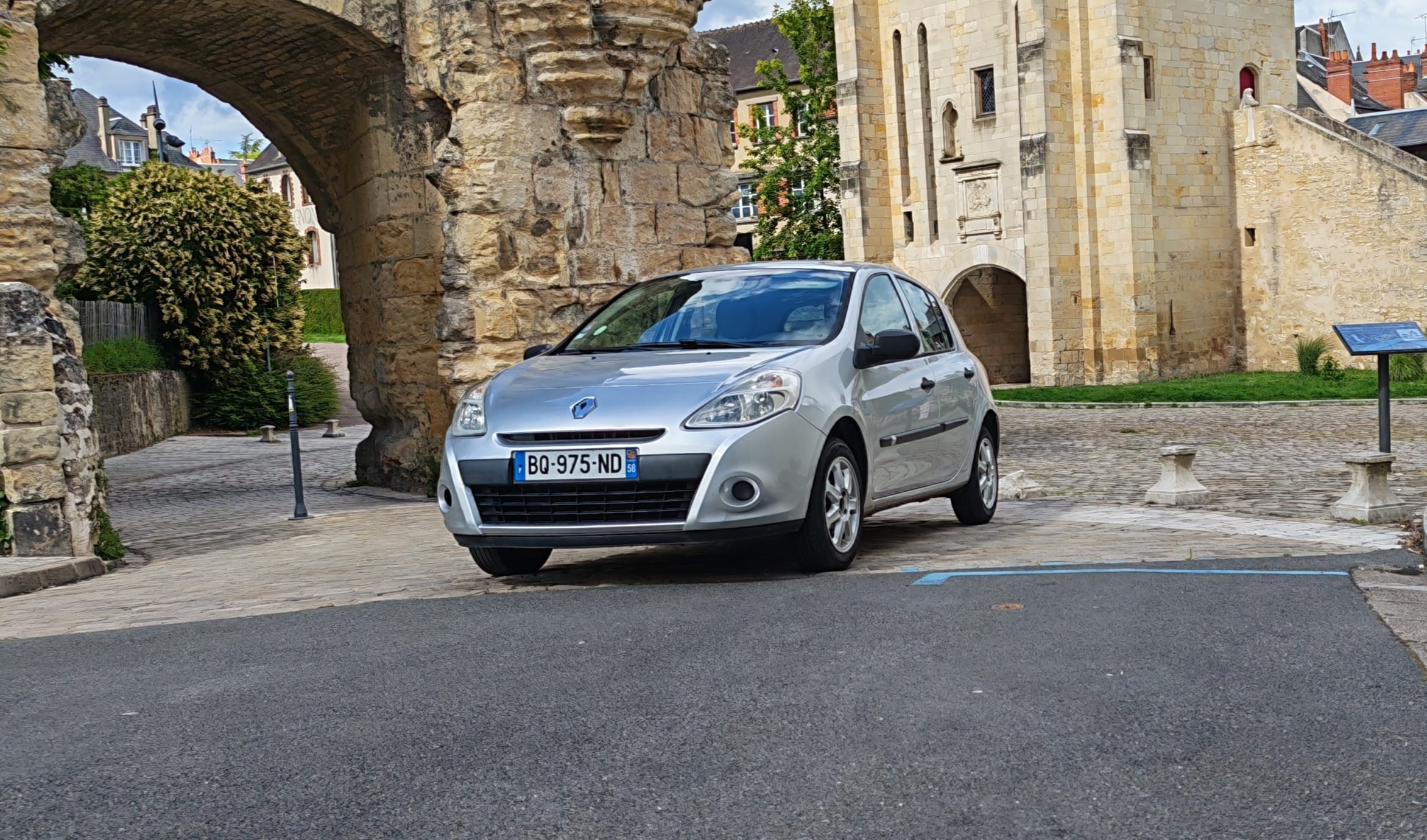Renault Clio, 2011, Essence 95
