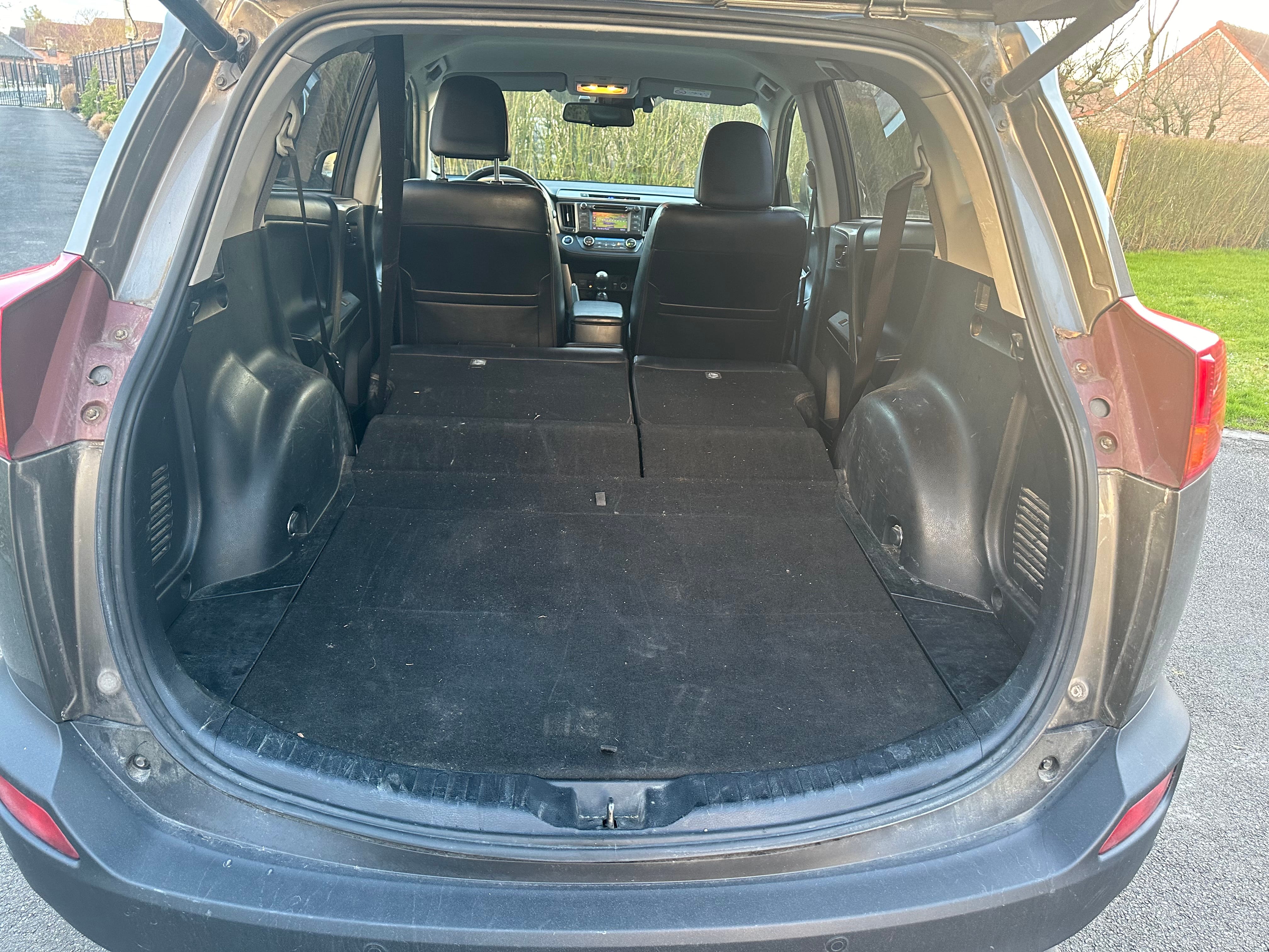 Toyota RAV4 avec Quatre roues motrices