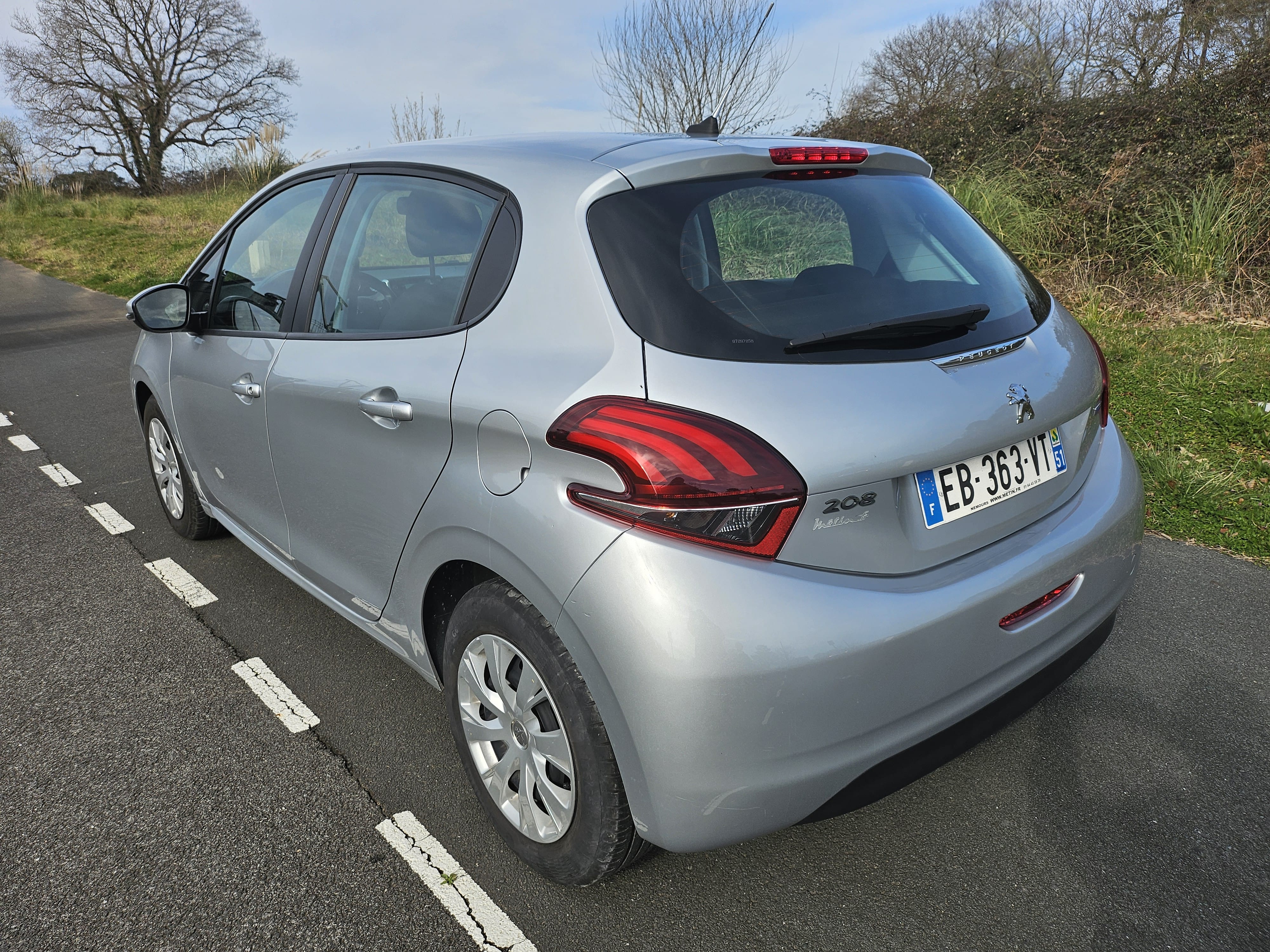 Peugeot 208 avec GPS