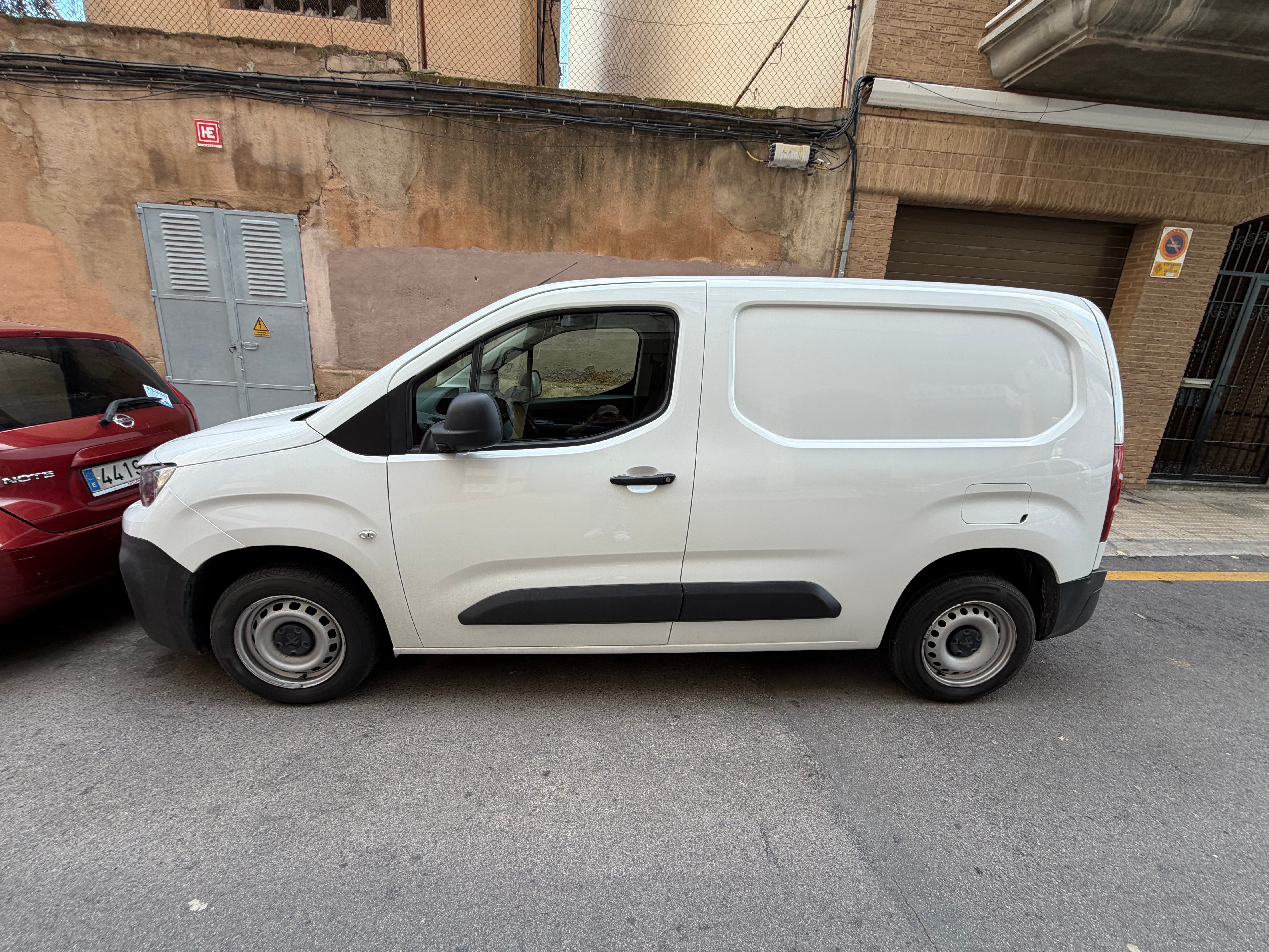 Peugeot Partner, 2021, Diesel