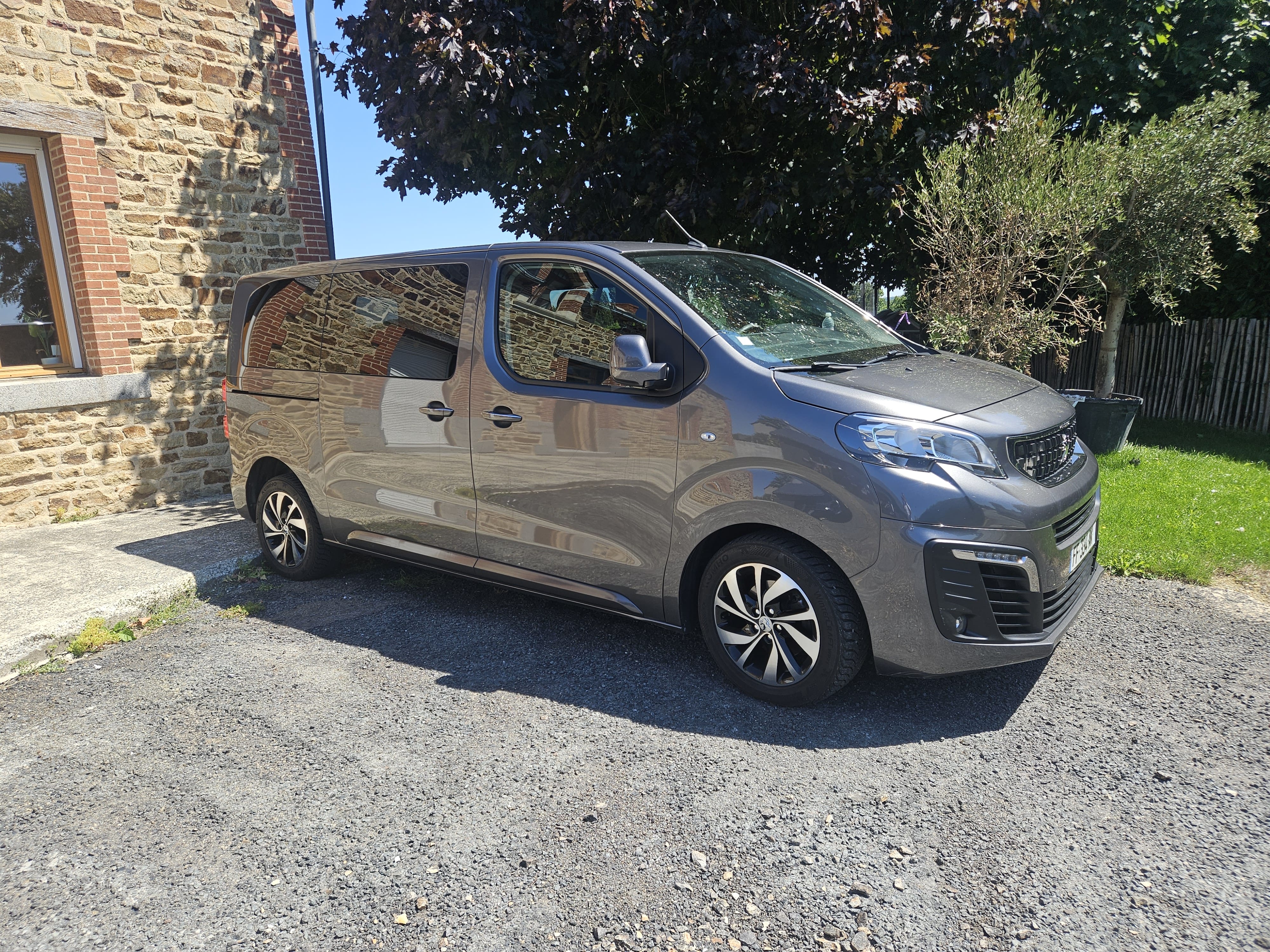 Peugeot Expert Traveller avec Climatisation