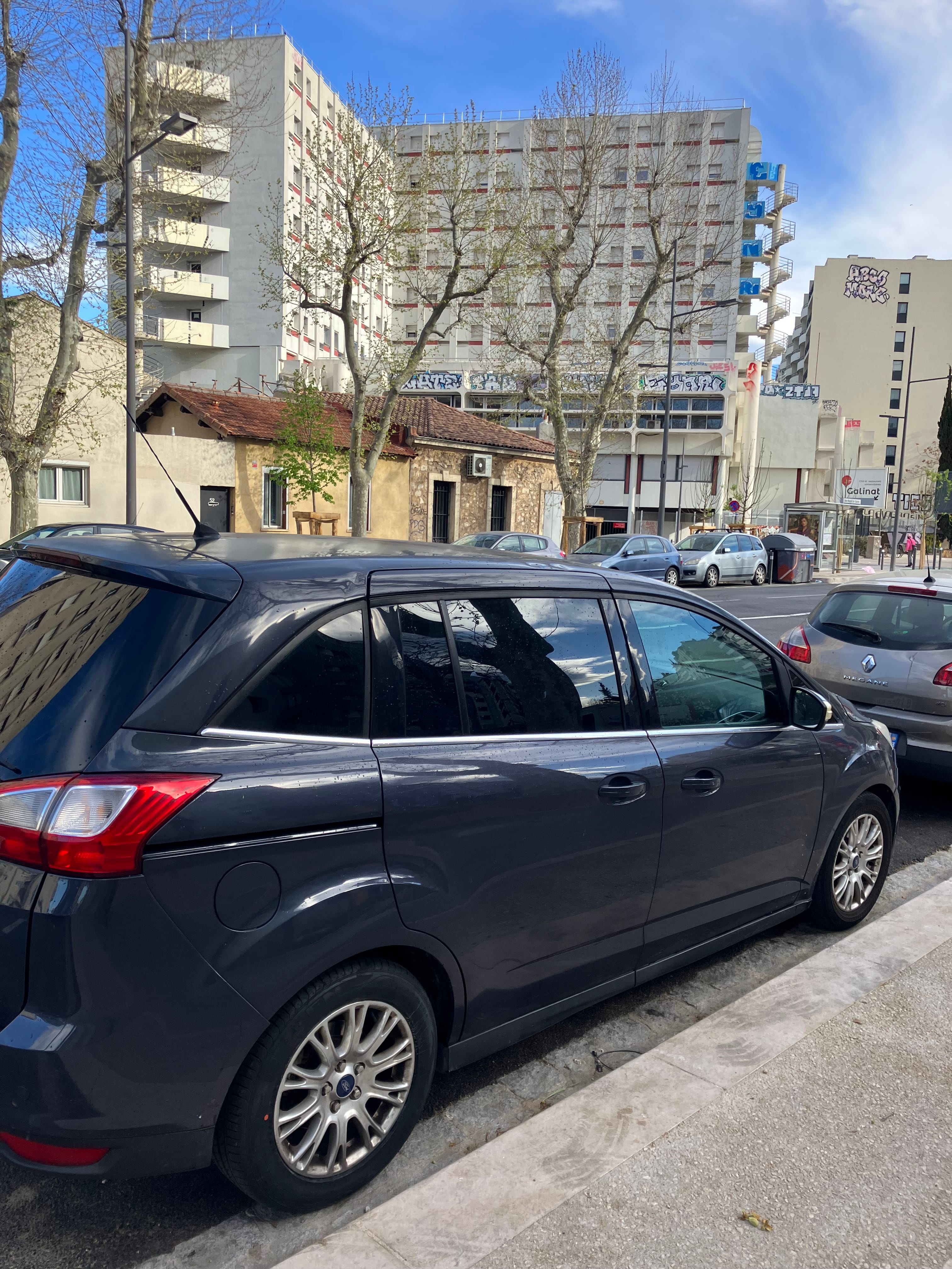 Ford Grand C-Max avec Régulateur de vitesse