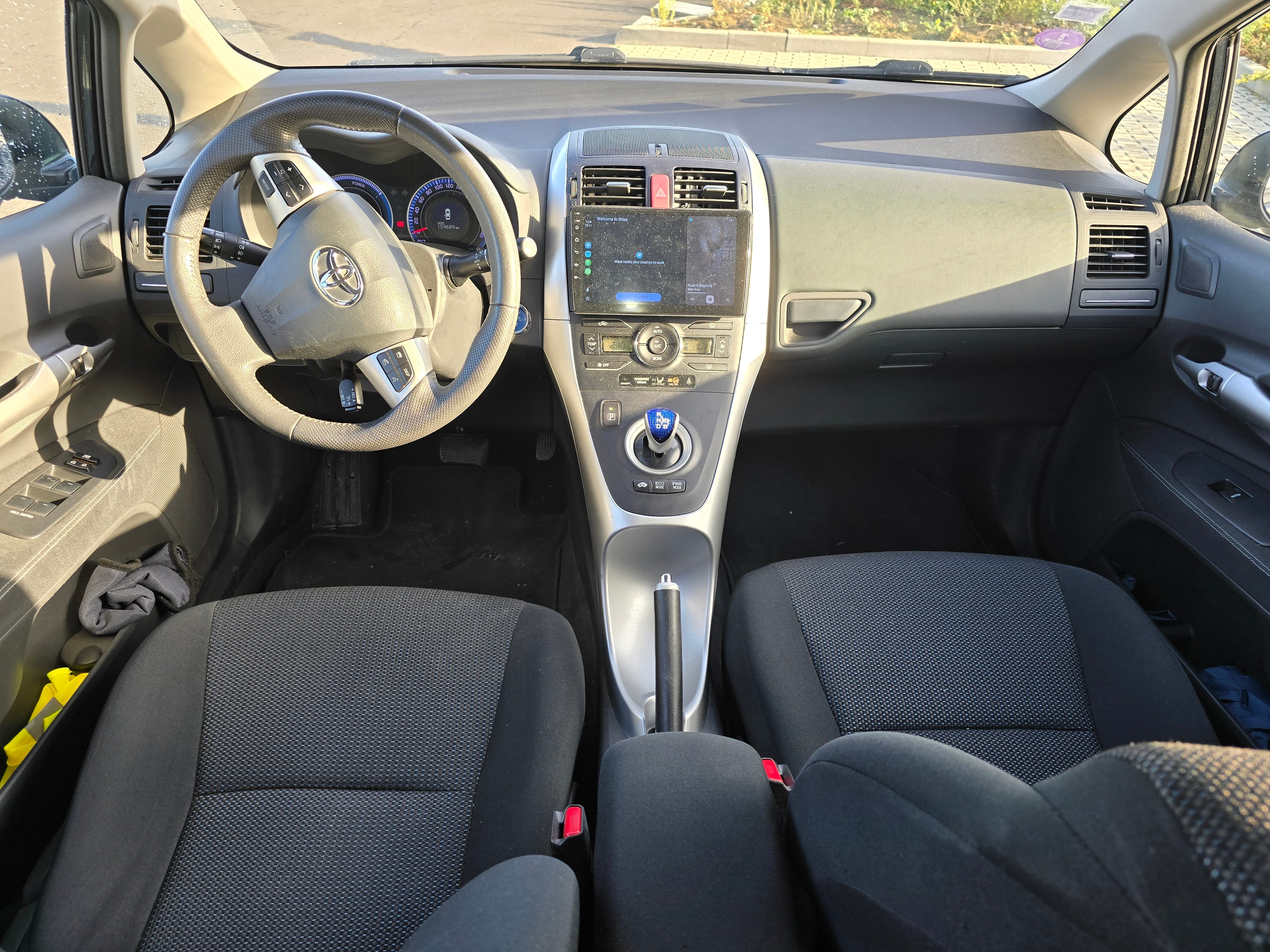 Toyota Auris Hybride 136h avec Régulateur de vitesse