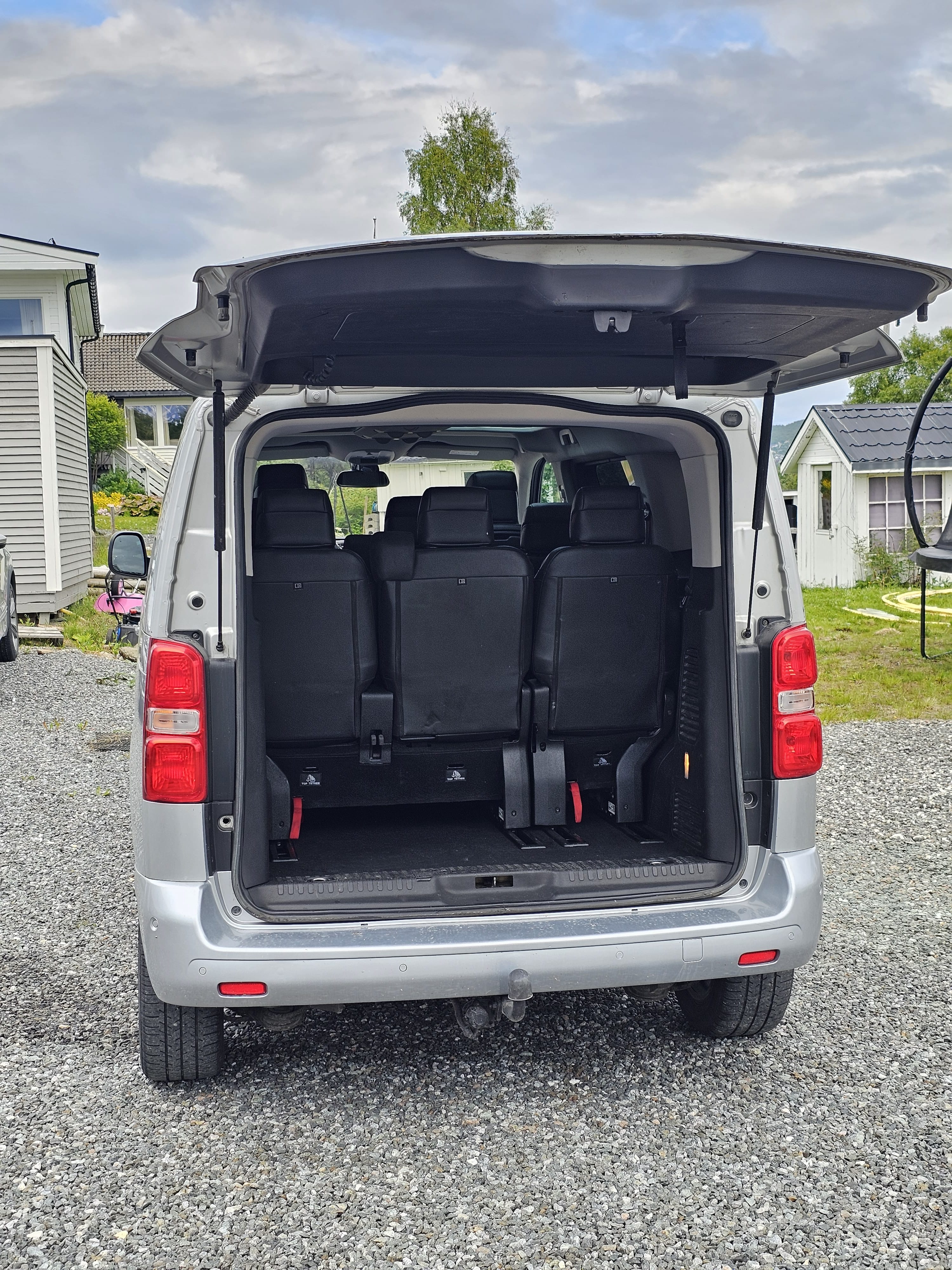 Peugeot Traveller 2.0 HDI 4x4 met Apple CarPlay