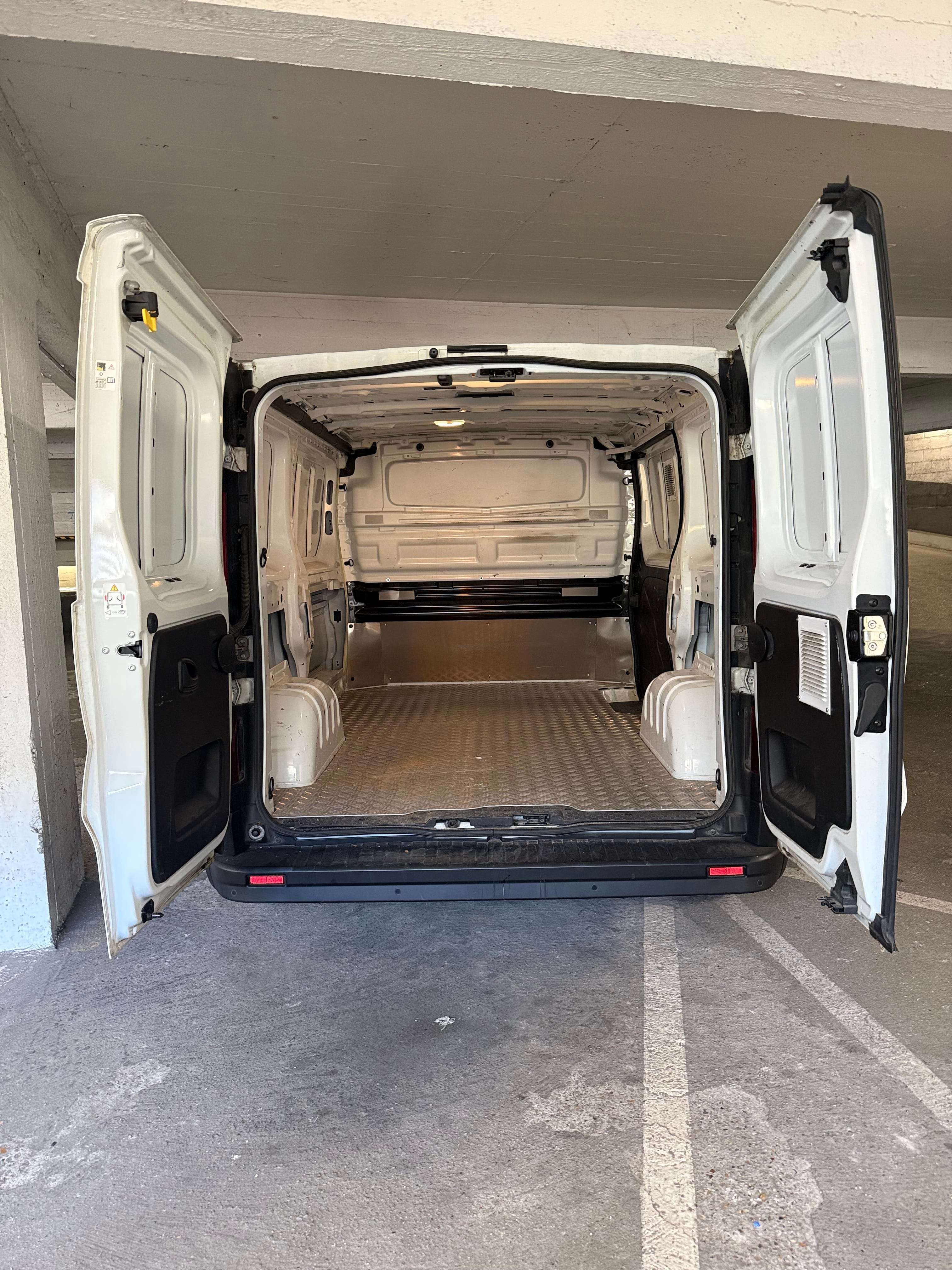 Renault Trafic avec Port USB