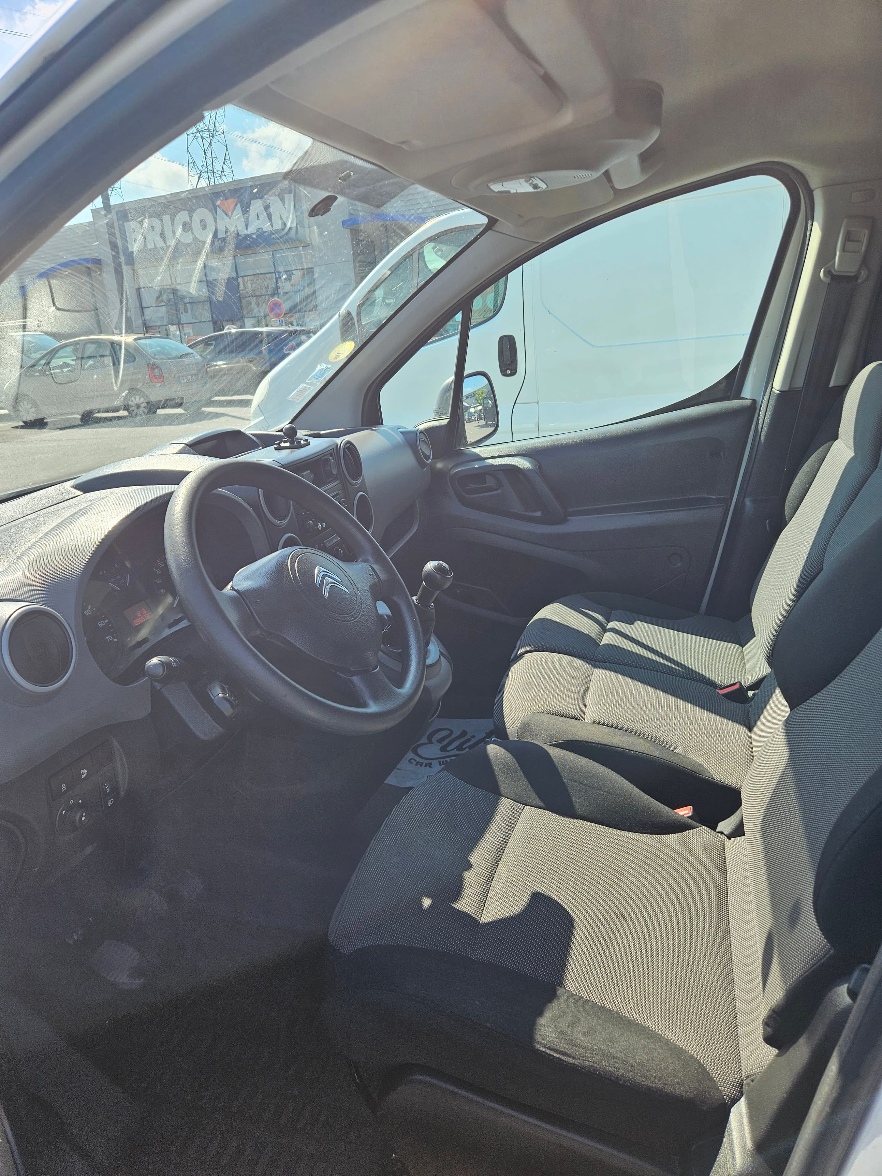 Citroen Berlingo avec Autoradio
