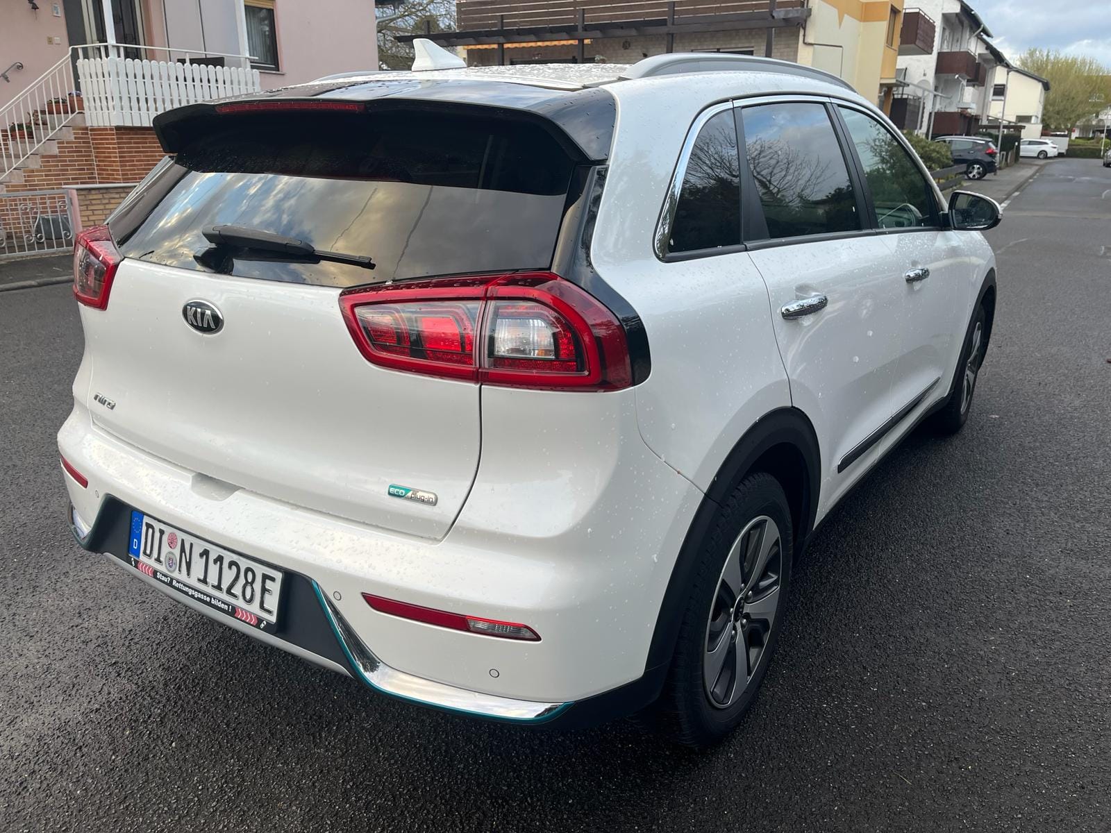 Kia Niro Hybrid mit Navigationsgerät