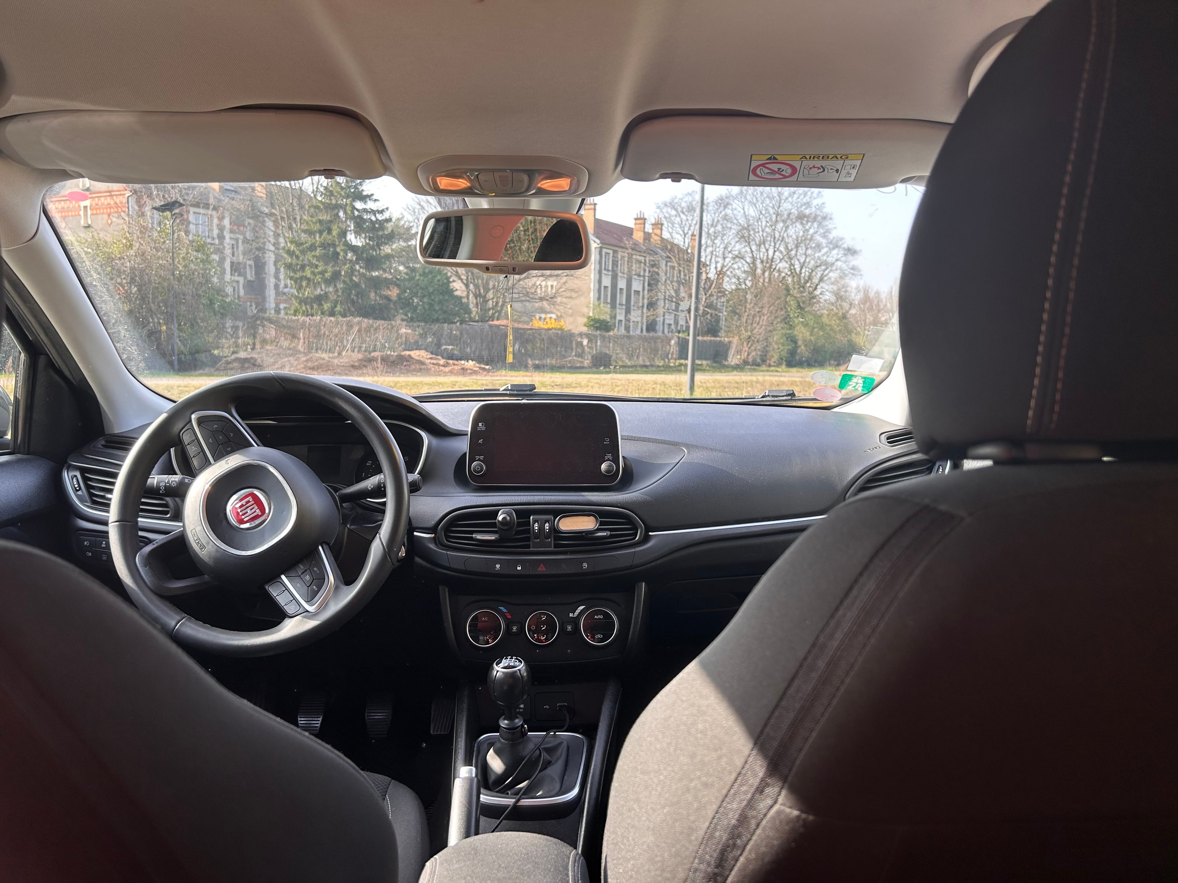 Fiat Tipo avec Climatisation