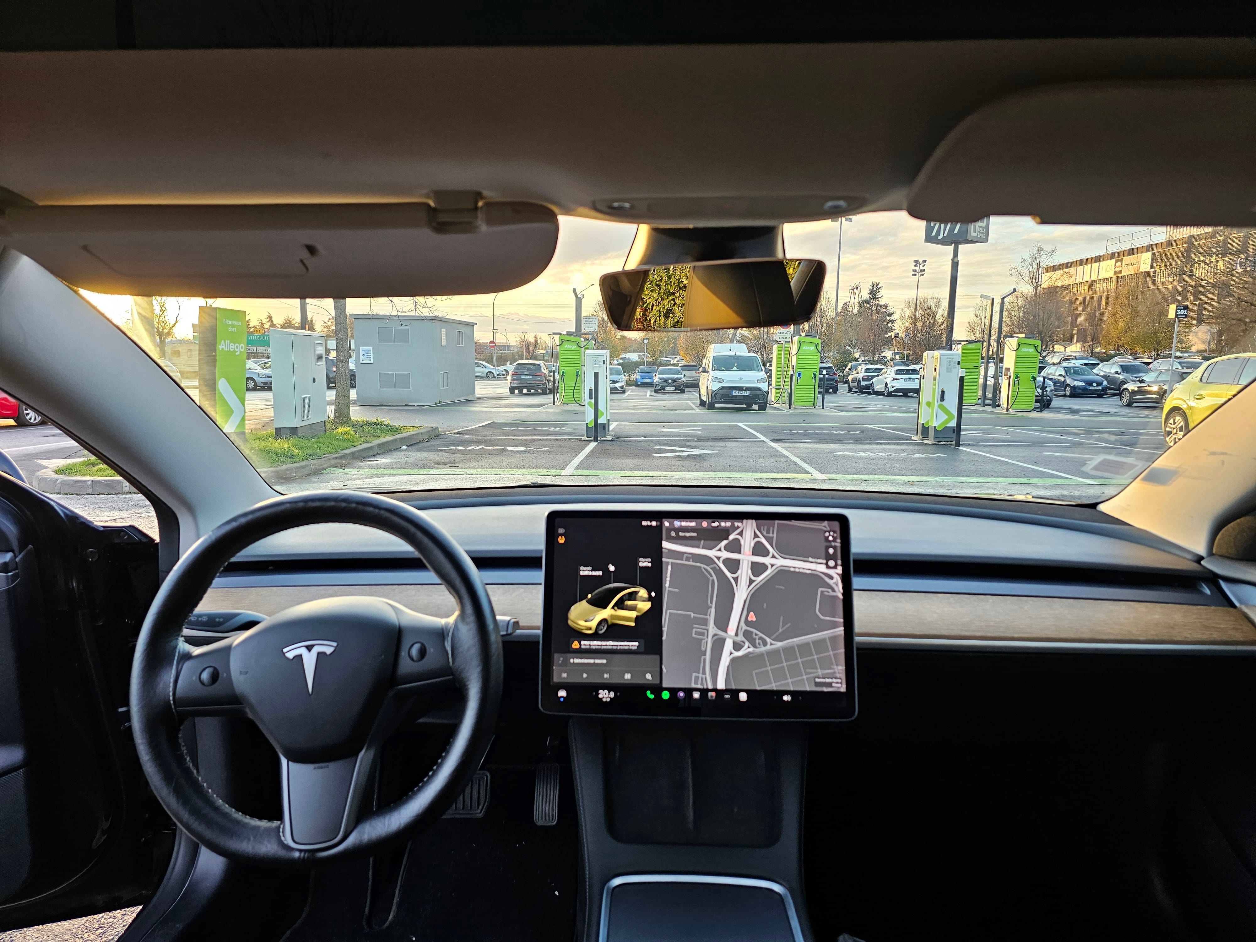 Tesla Model 3 avec Régulateur de vitesse