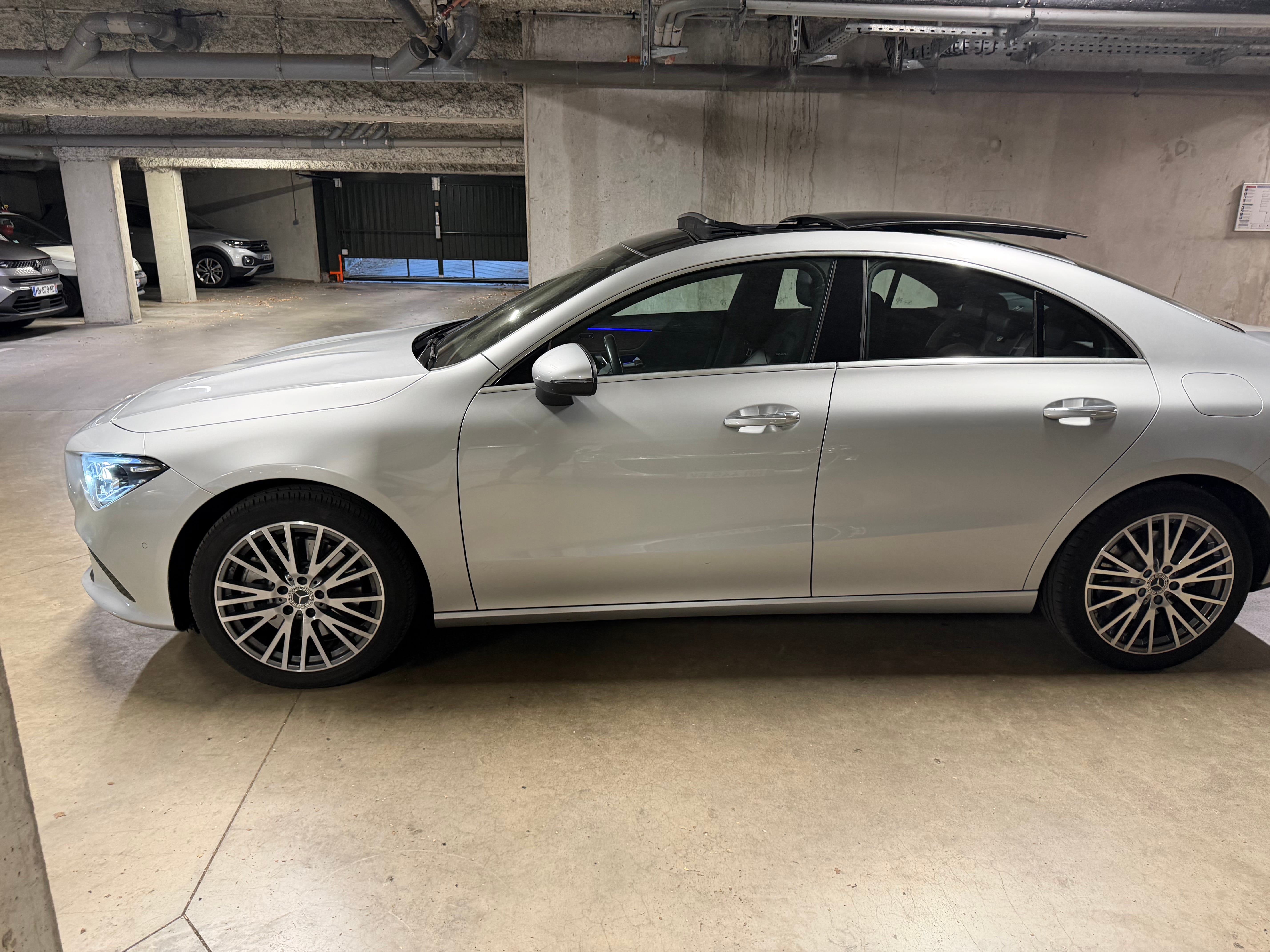 Mercedes-Benz CLA 250, 2022, Essence 95 / Électrique (hybride), automatique