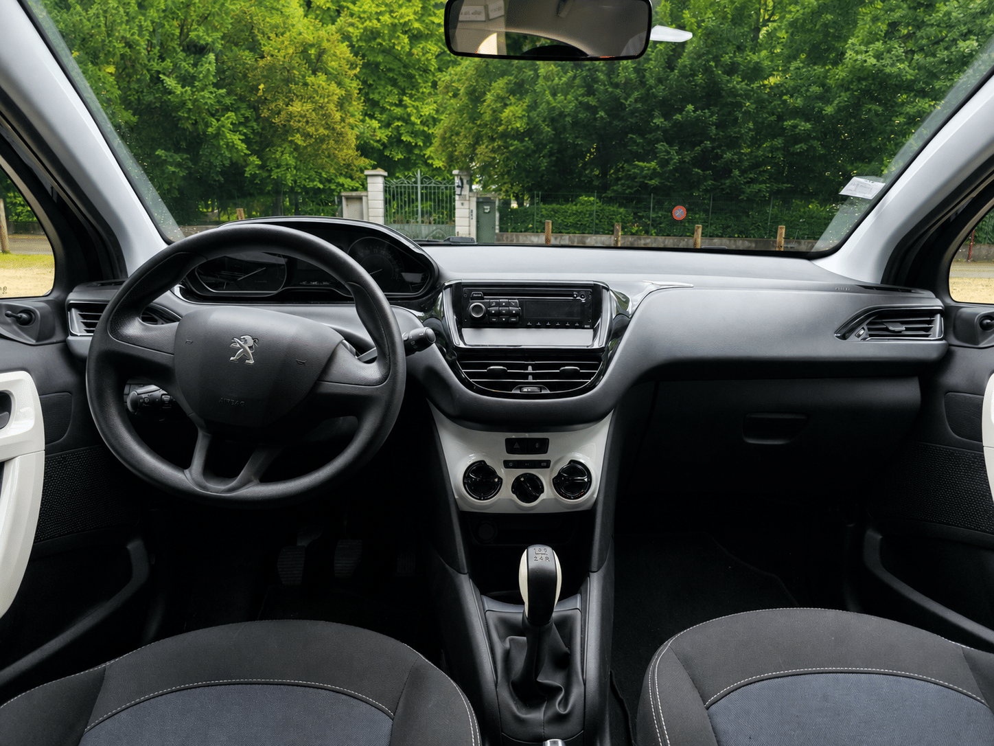 Peugeot 208 avec Port USB