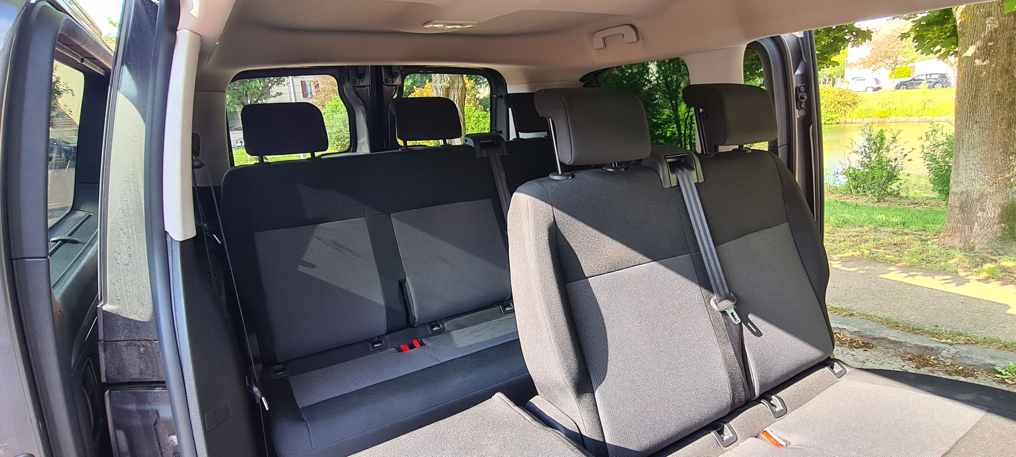Peugeot Traveller avec Android Auto