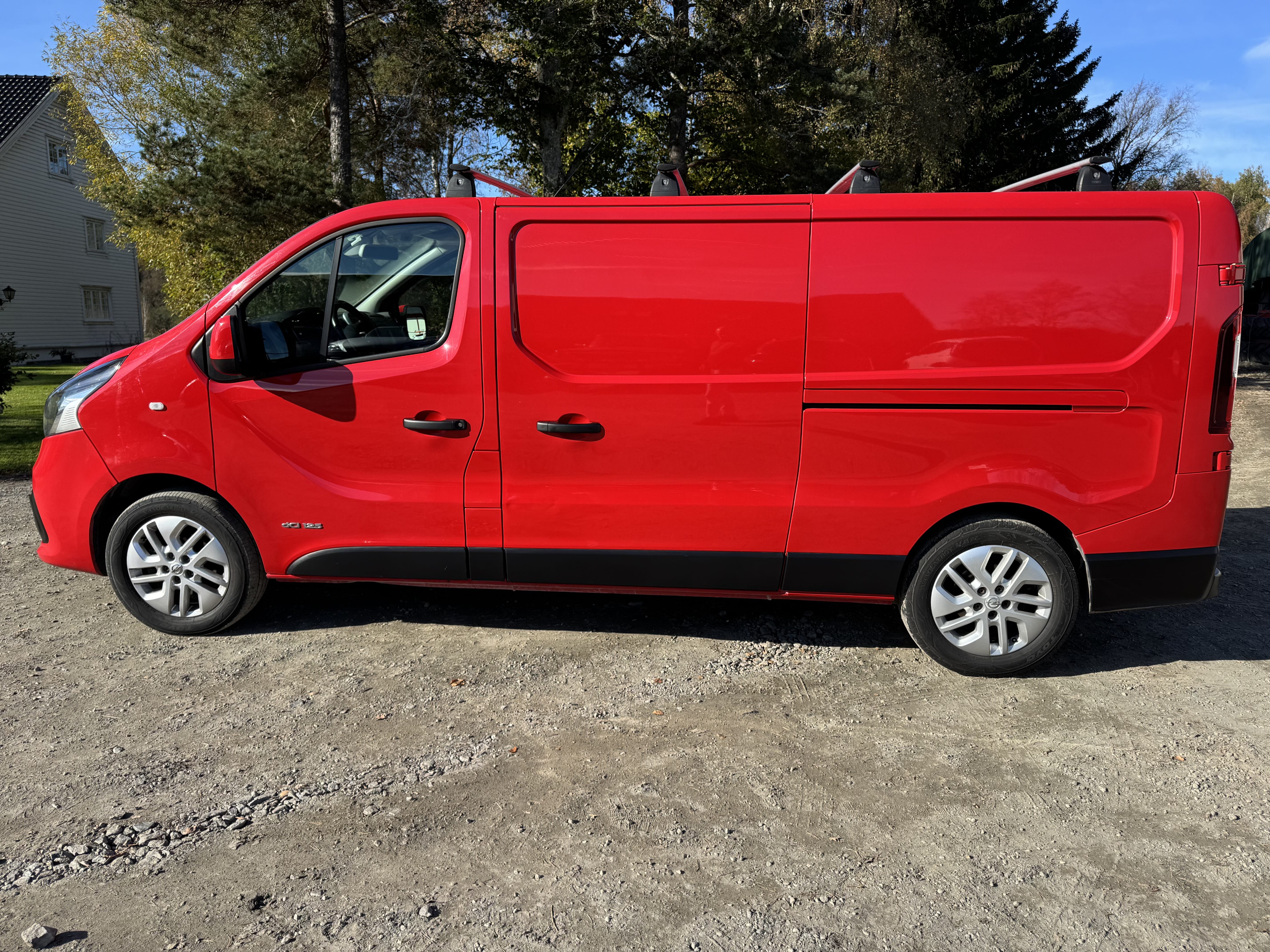 Nissan NV300 med Aircondition