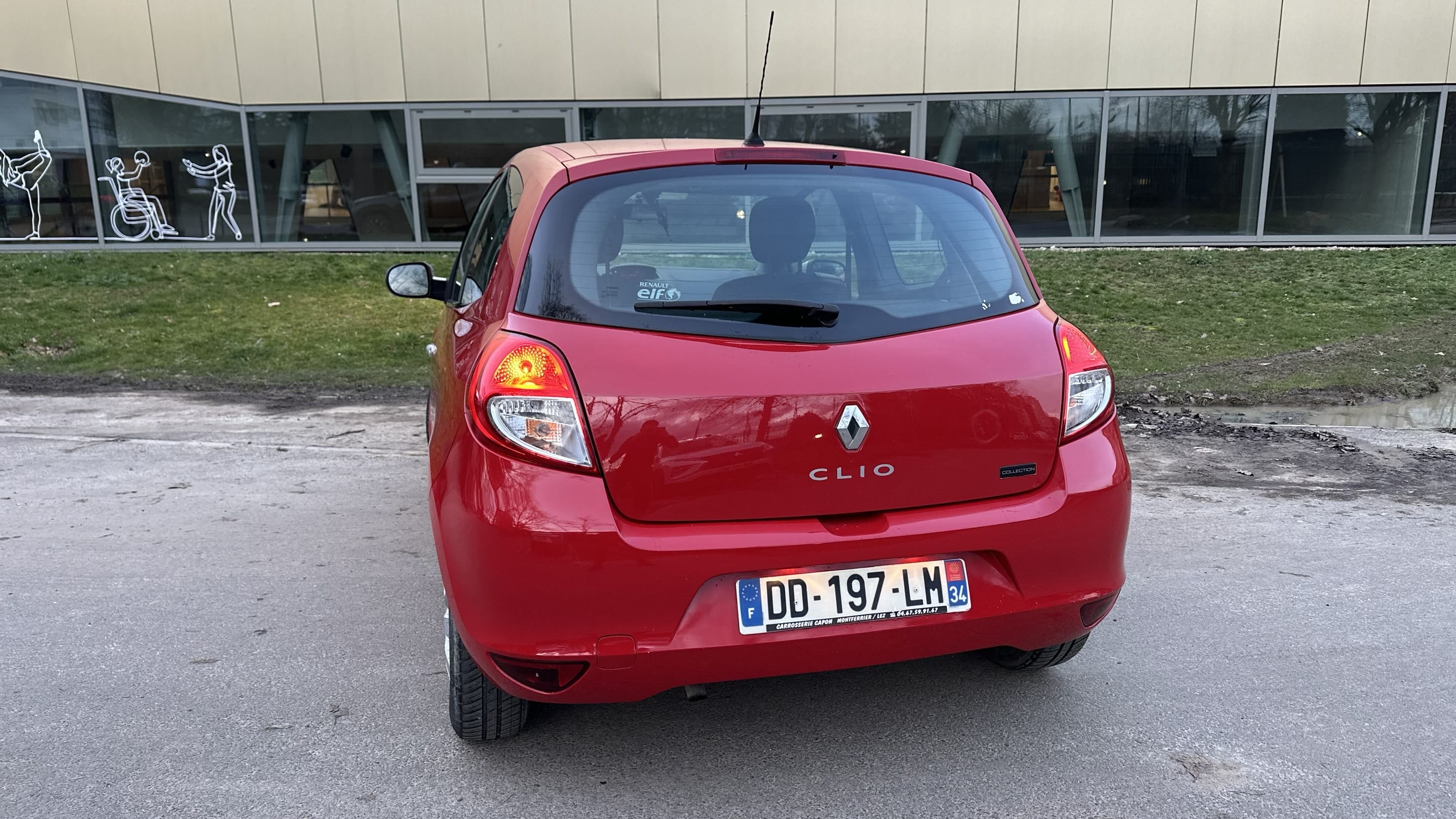Renault Clio 1.2 avec Entrée audio / iPod