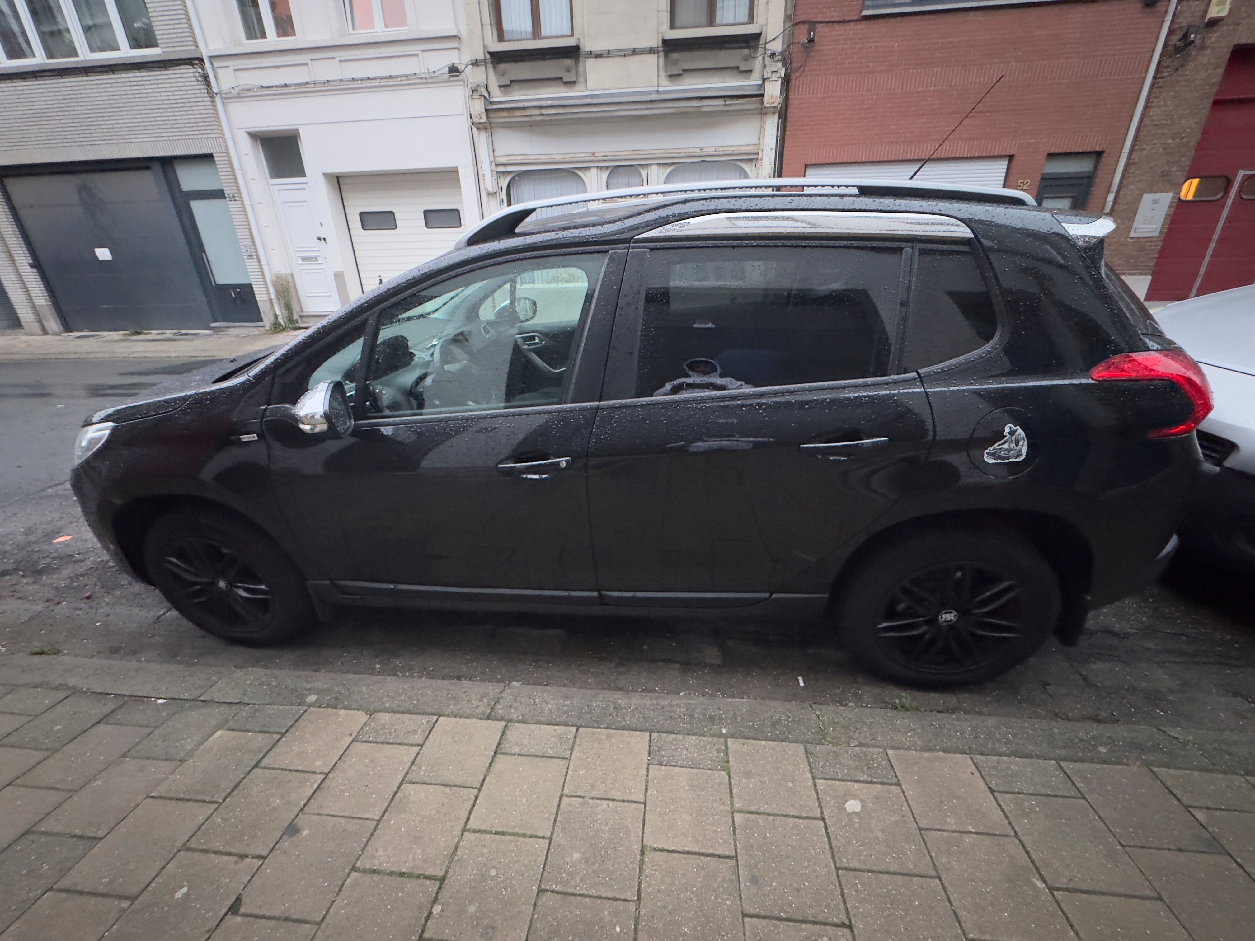 Peugeot 2008 avec Climatisation