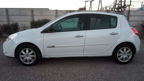 Renault Clio avec Climatisation