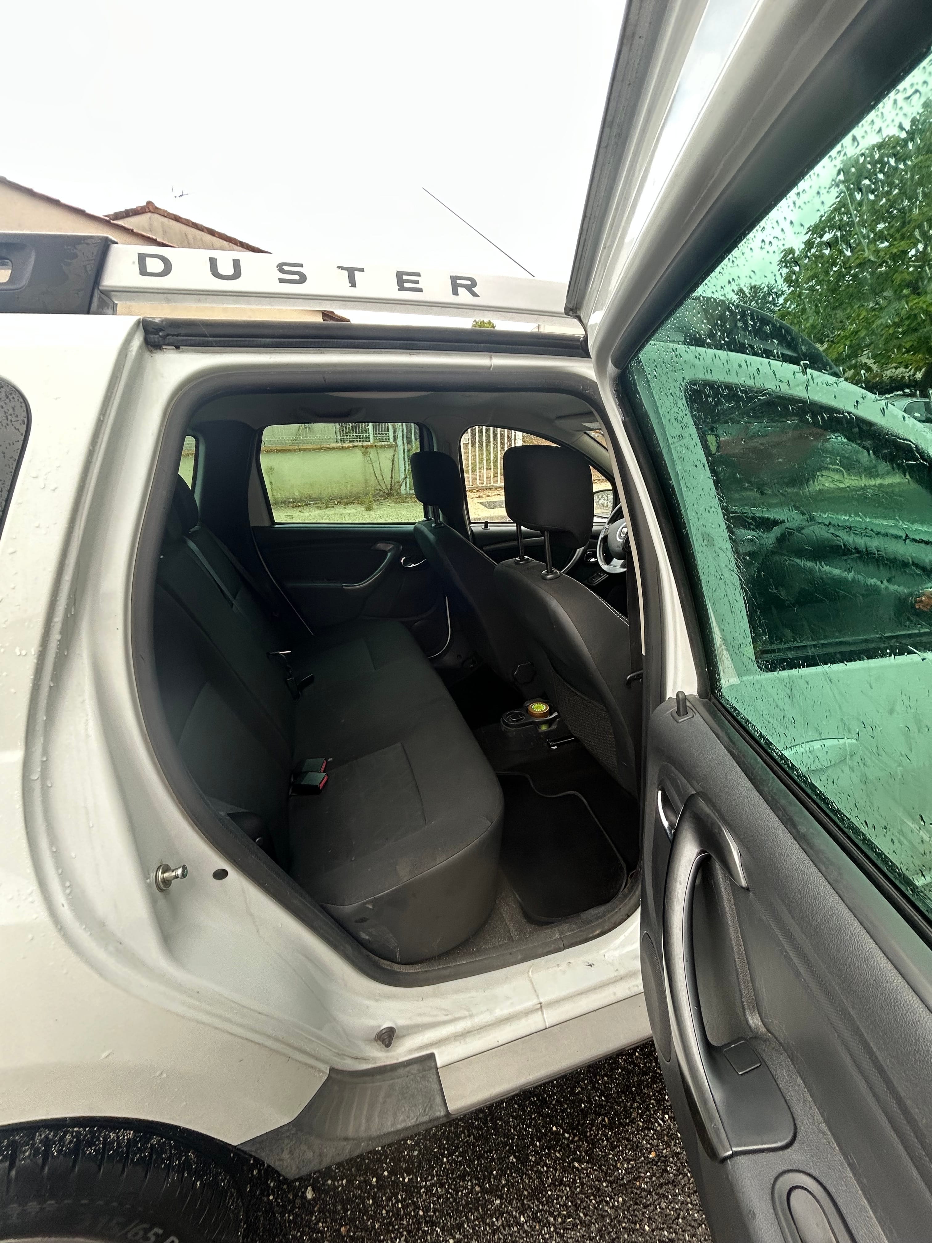 Dacia Duster avec Porte-vélos