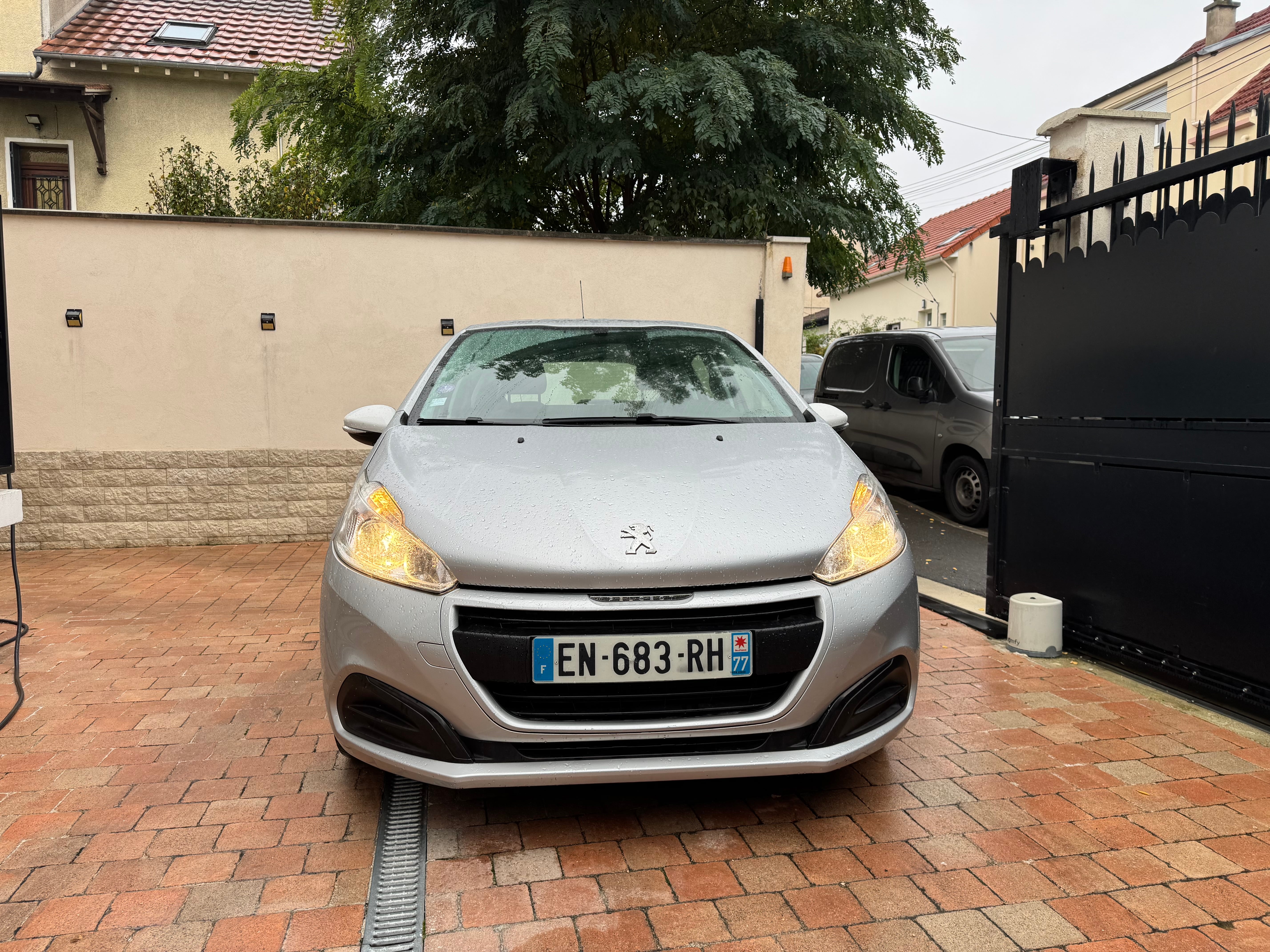 Peugeot 208 avec Régulateur de vitesse