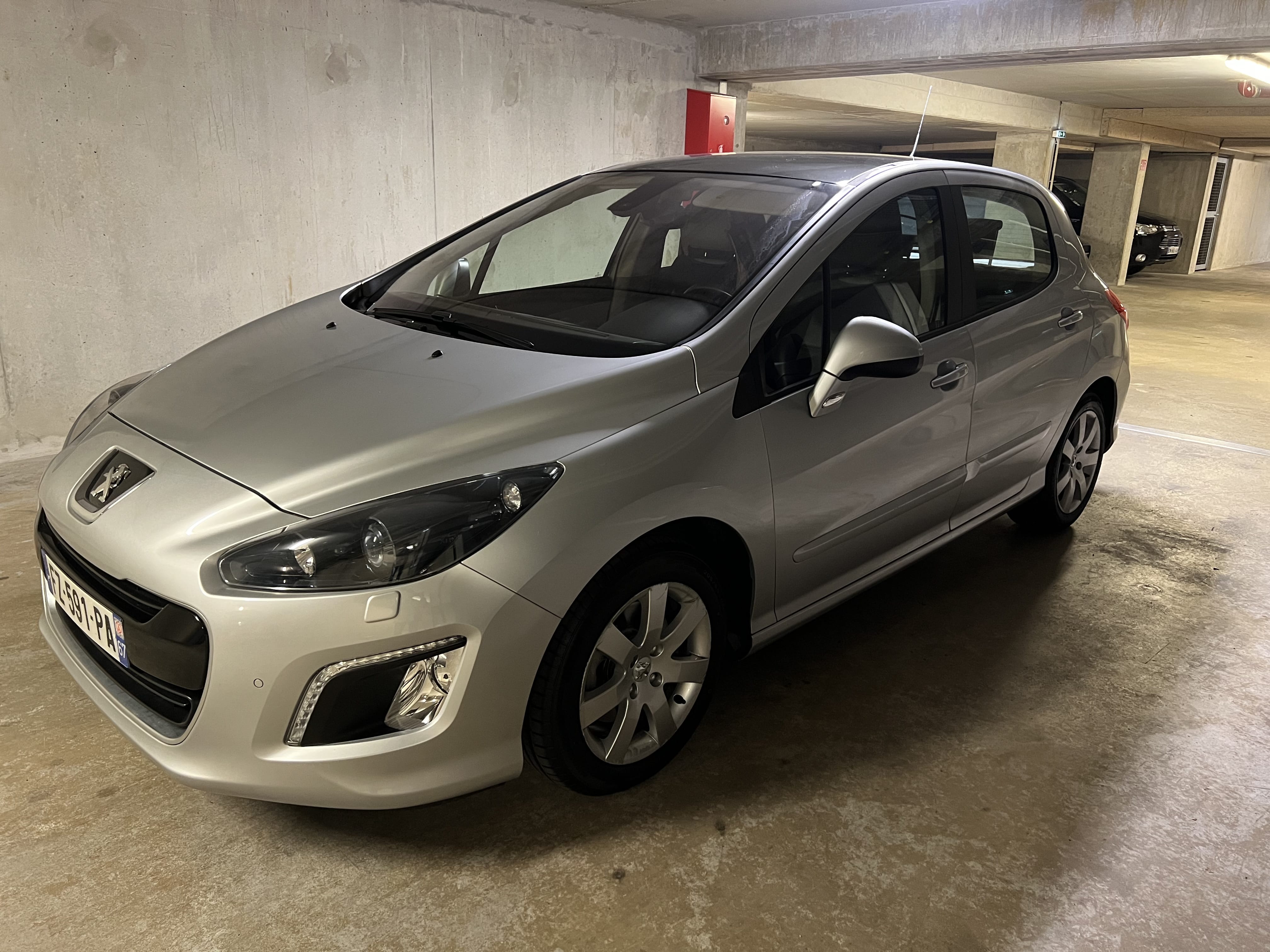 Peugeot 308, 2011, Essence 95, automatique