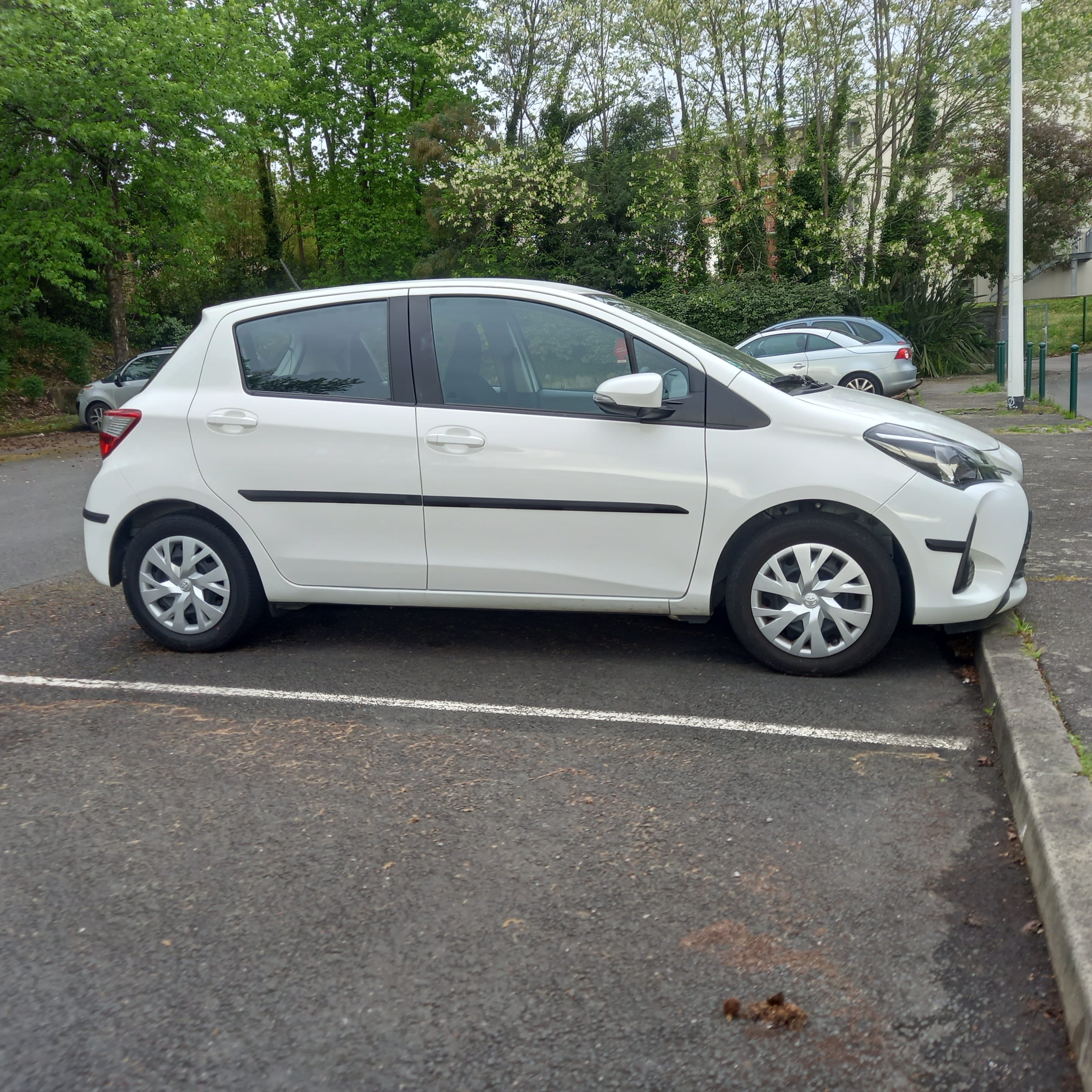 Toyota Yaris FRANCE 1.0 VVTI 72 CH avec Climatisation