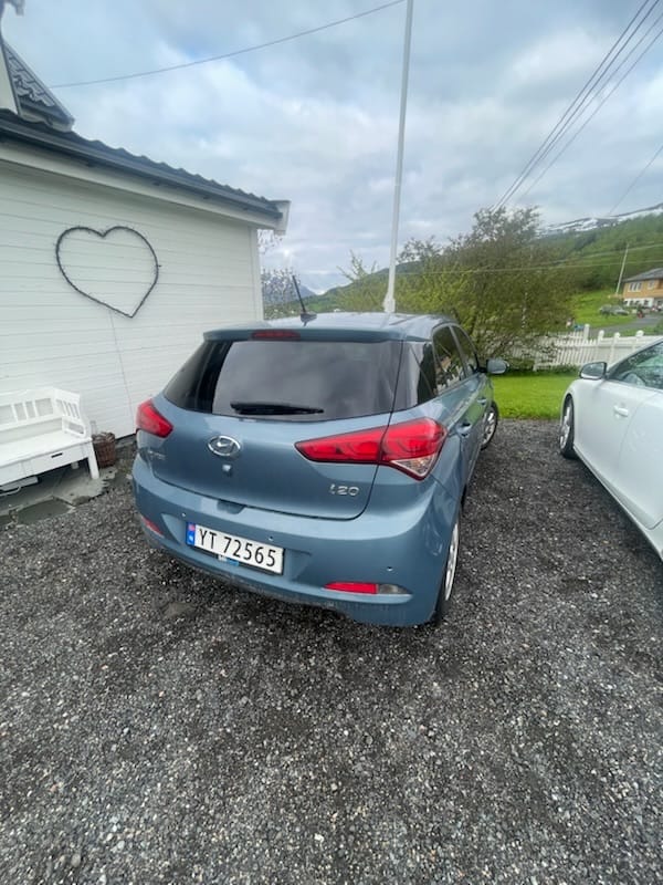 Hyundai i20 med Cruisekontroll