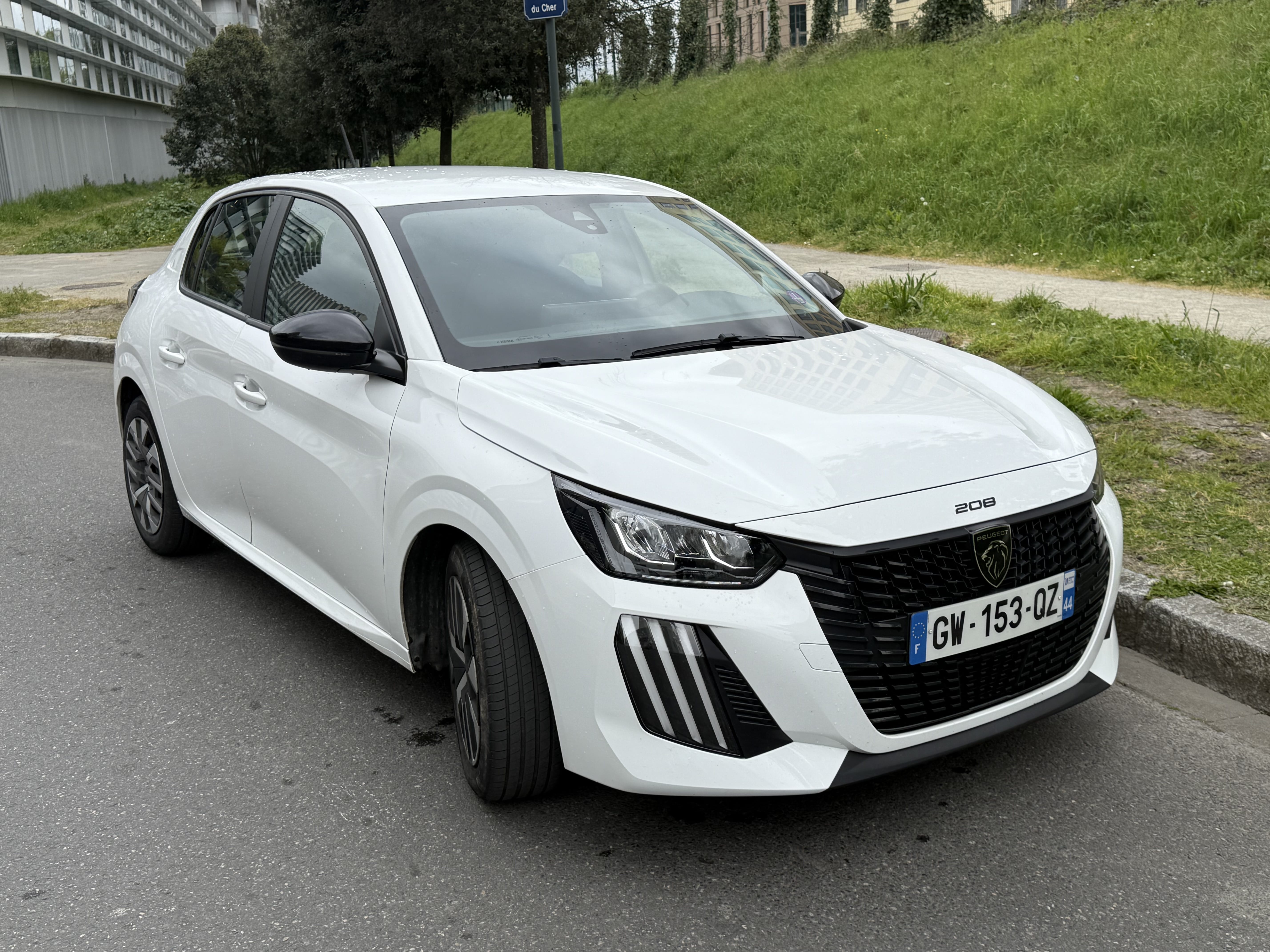 Peugeot 208, 2024, Essence 98
