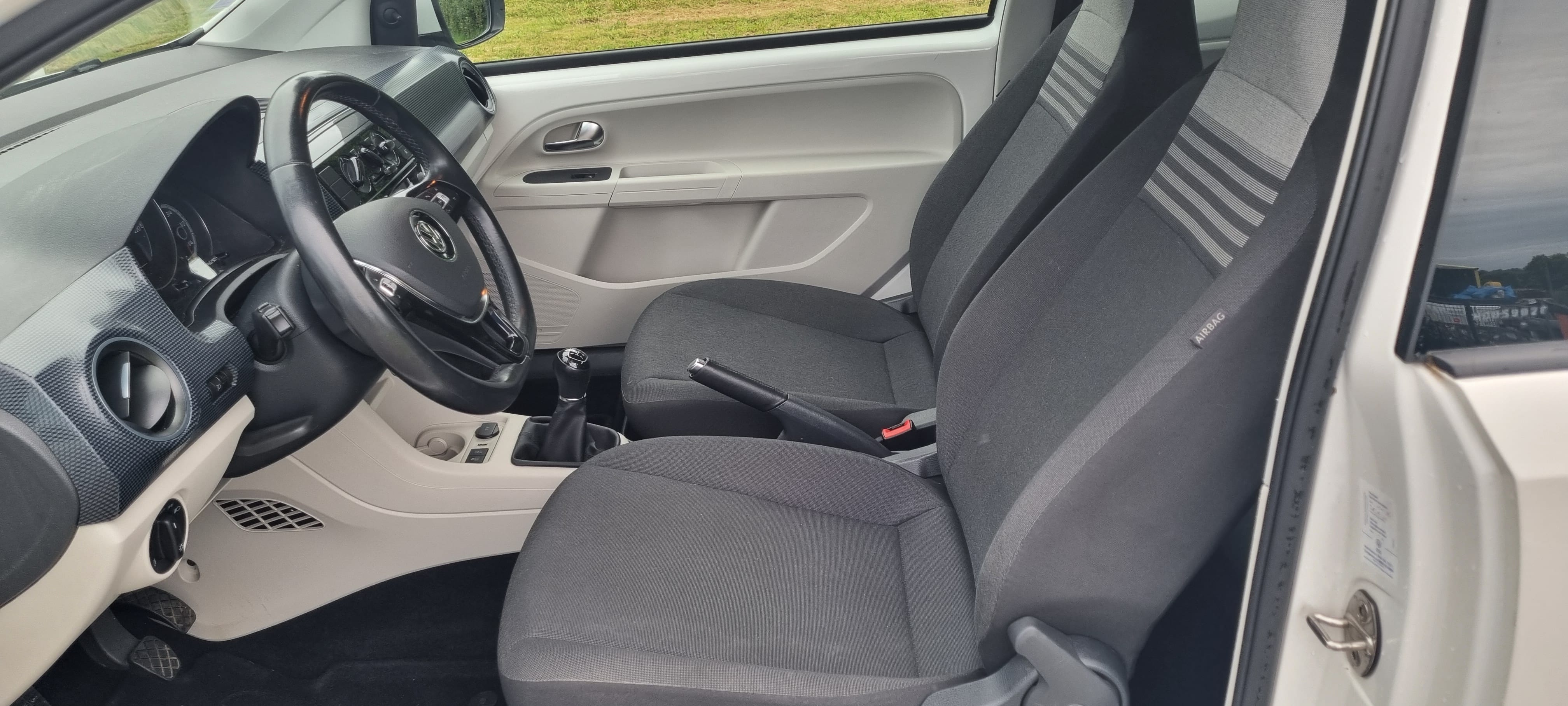 Volkswagen Up! avec Chaines