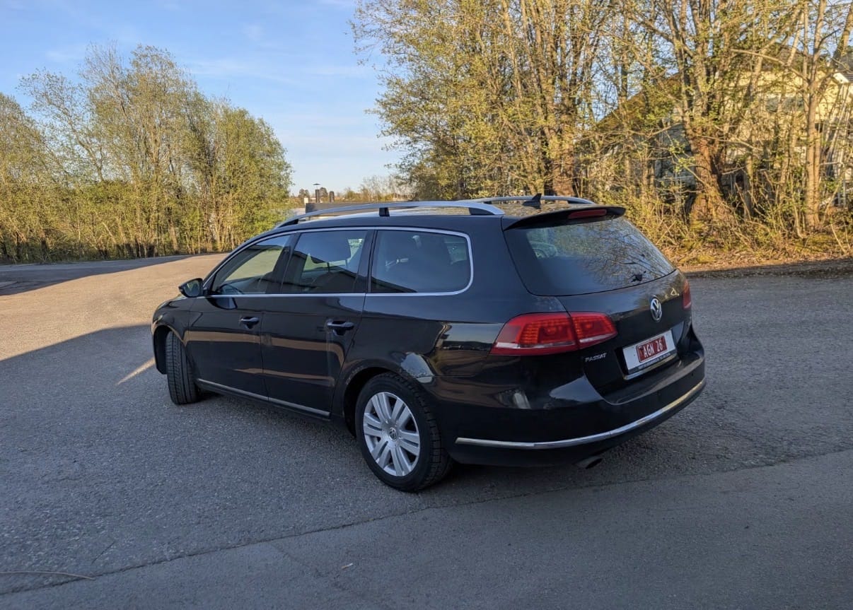 Volkswagen Passat with Bluetooth audio
