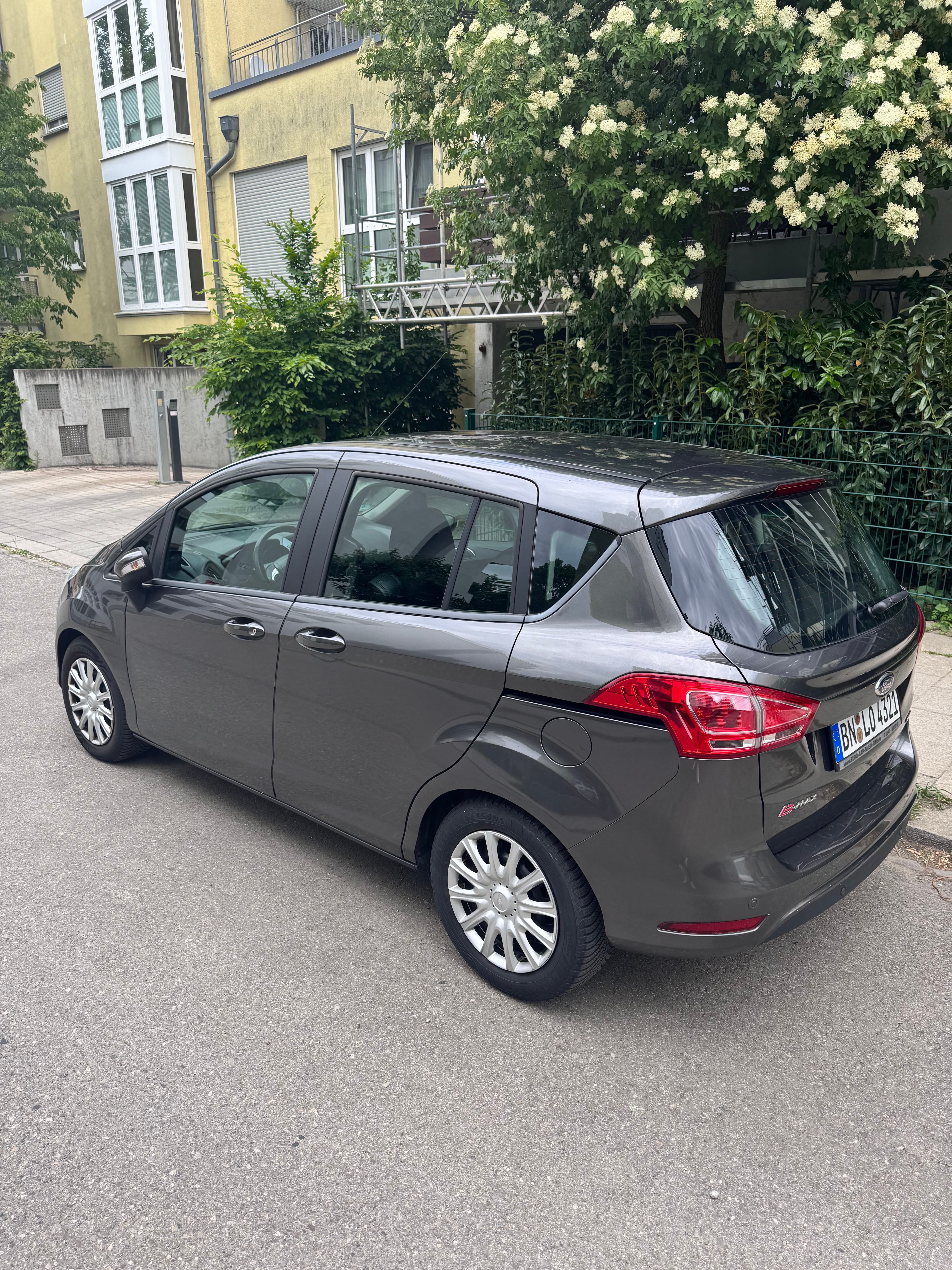 Ford B-Max mit Bluetooth-Audio