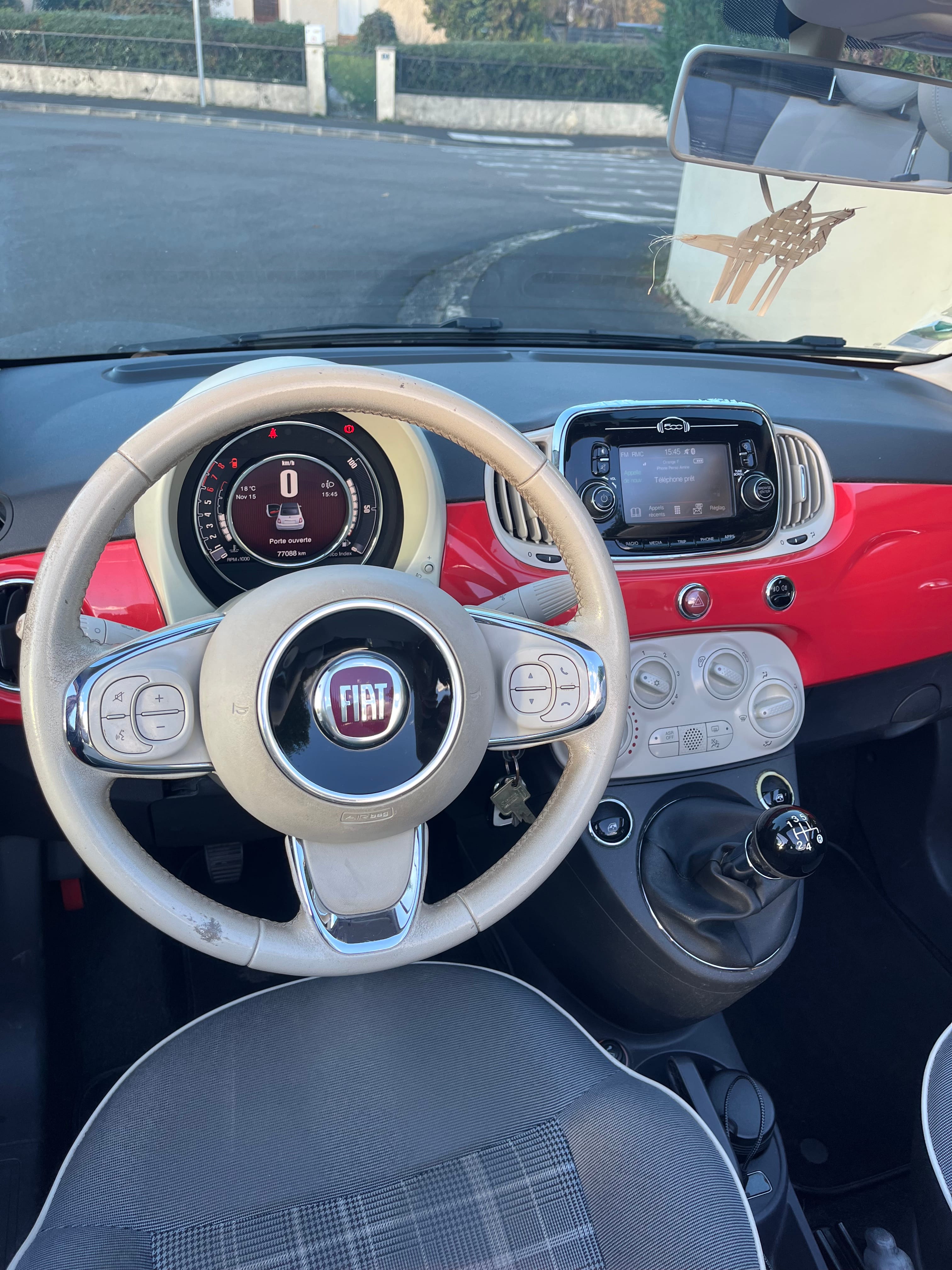 Fiat 500 C Cabriolet Lounge avec Entrée audio / iPod