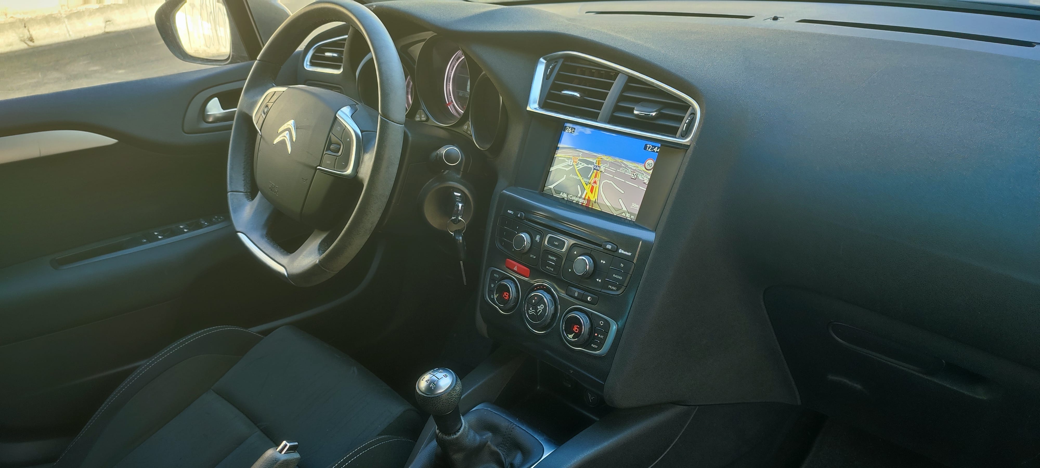 Citroen C4 avec GPS