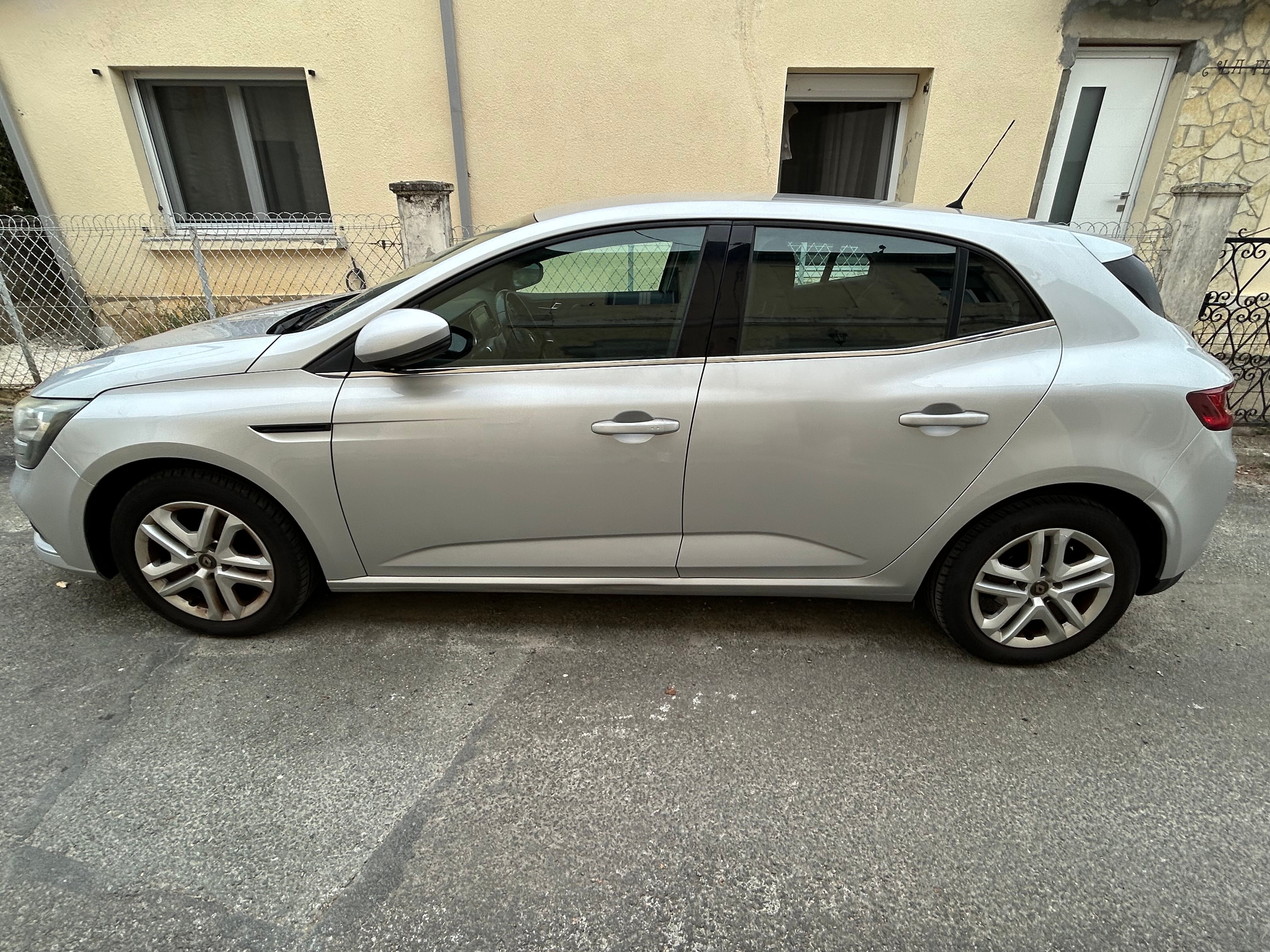 Renault Mégane IV avec Climatisation