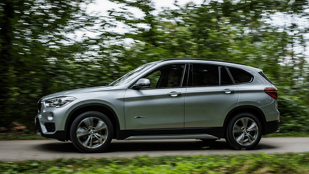 BMW X1 2.0L 192cv avec Climatisation