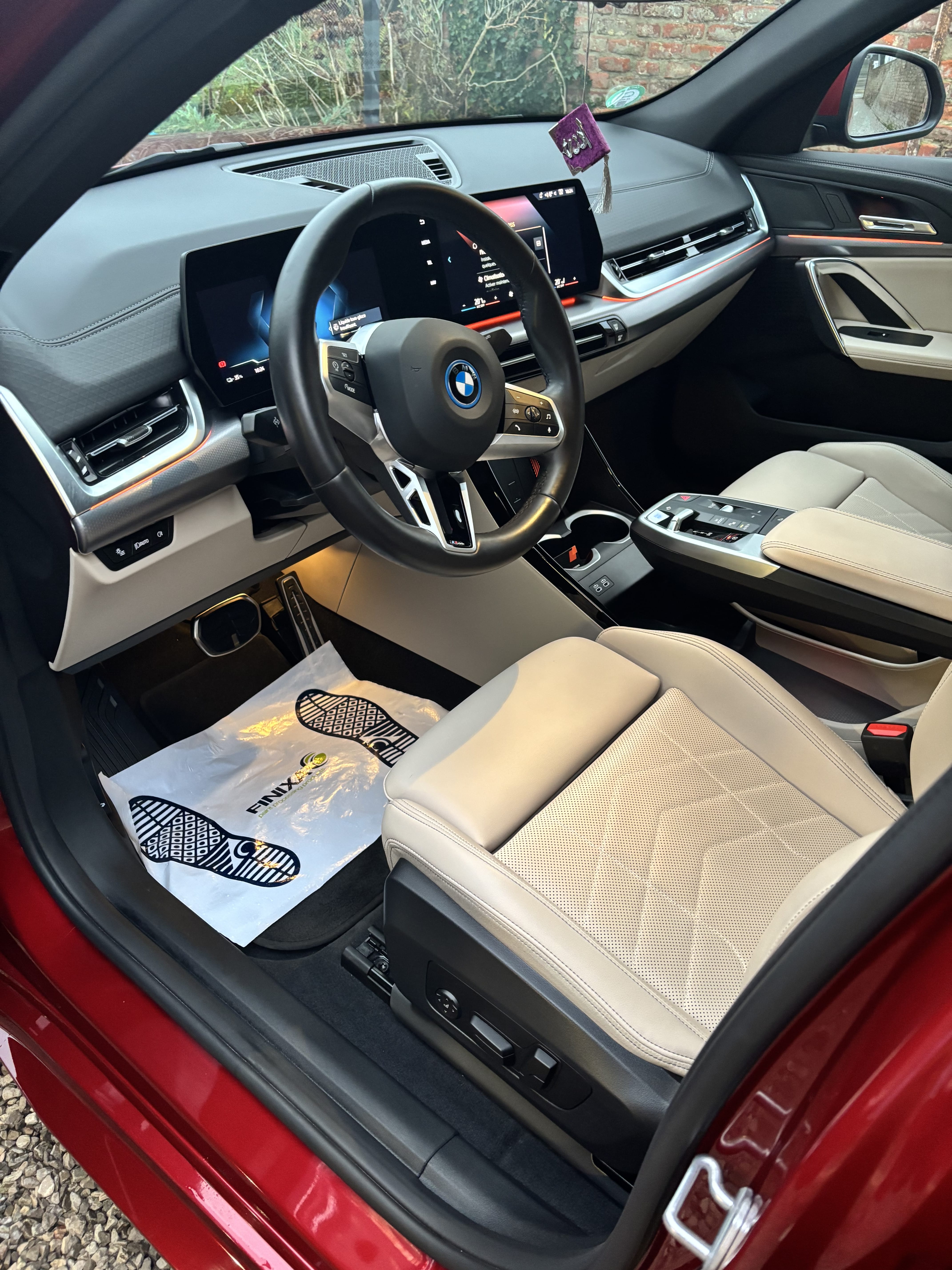 BMW iX2 eDrive20 avec Régulateur de vitesse