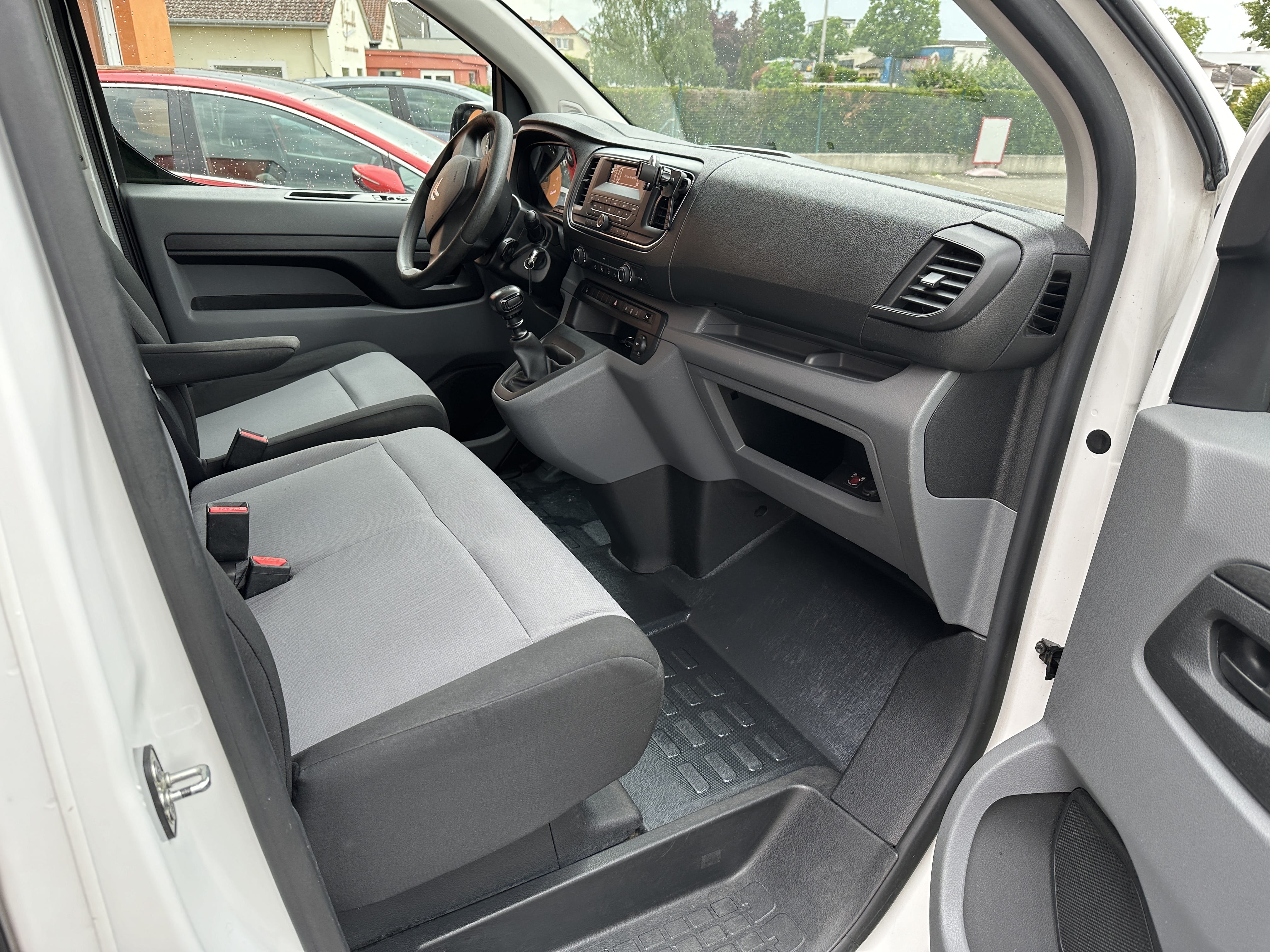 Citroen Jumpy Multispace avec Port USB