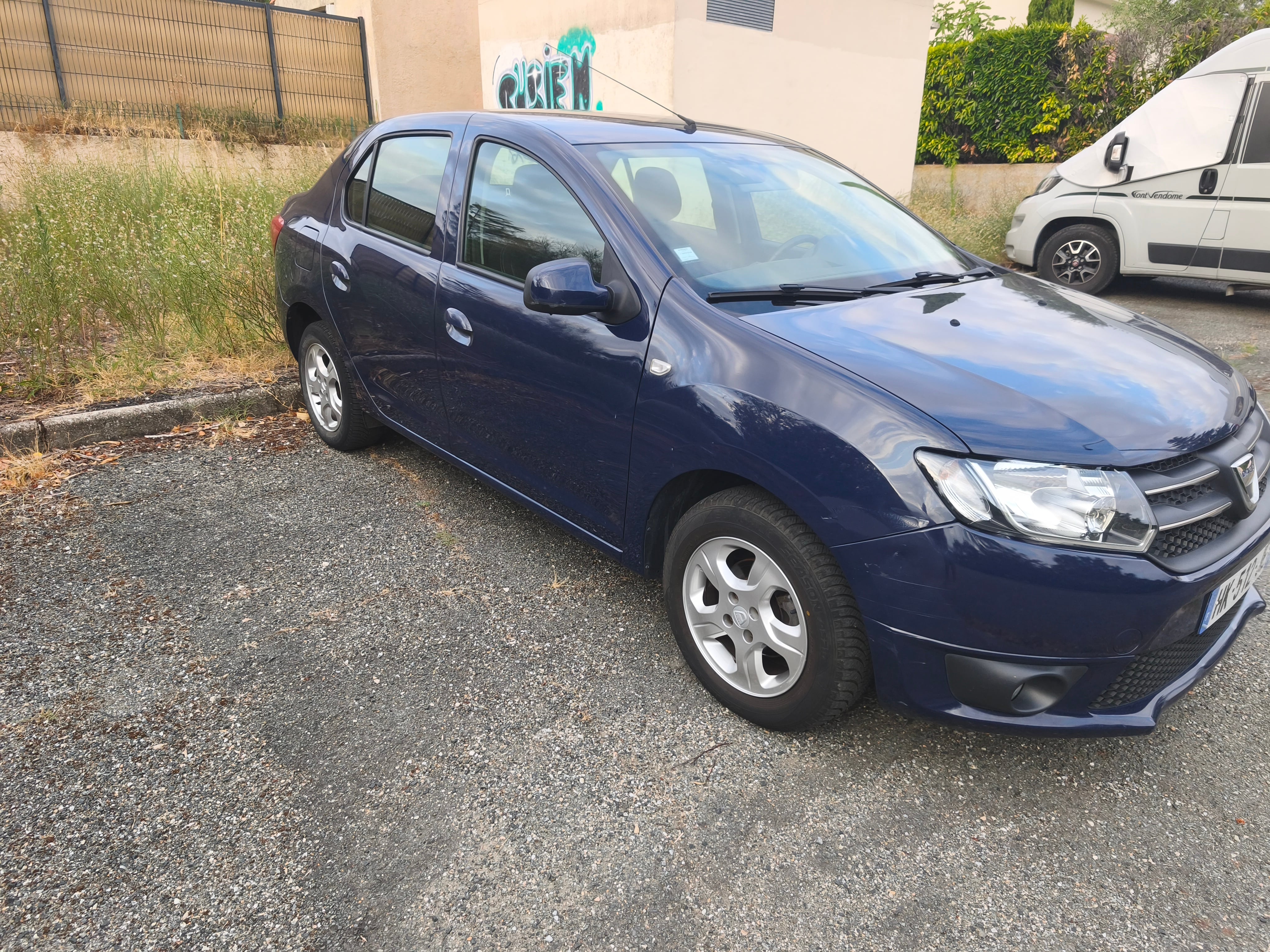 Dacia Logan avec Climatisation