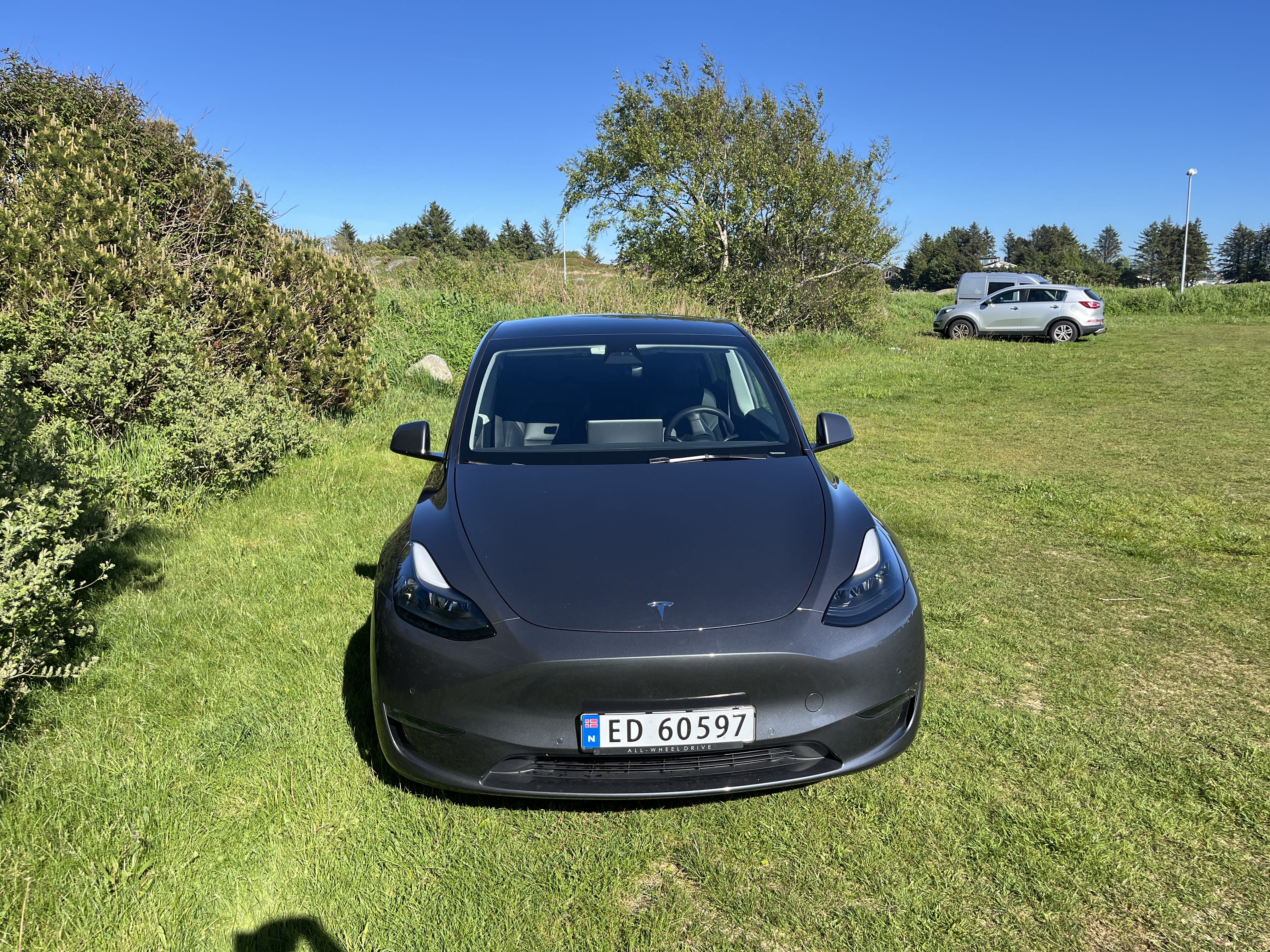 Tesla Model Y Long Range with GPS